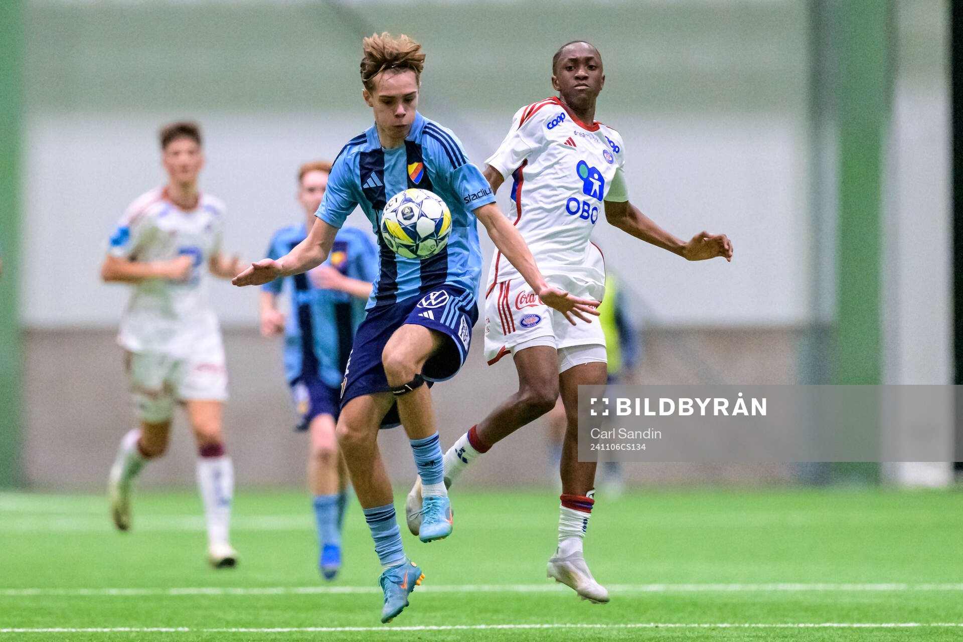 Djurgårdens Liam Valentini och Vålerengas Mathias Solberg