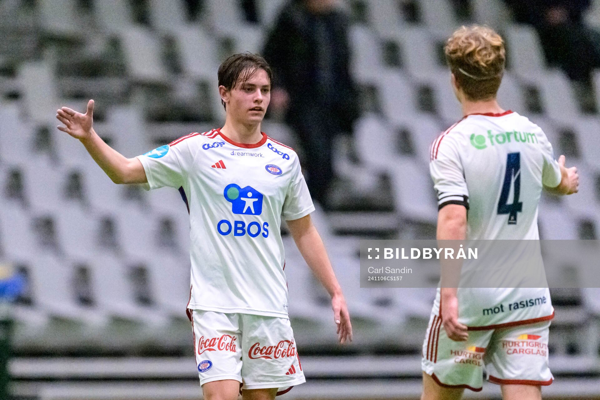 Vålerengas Jens Olden Larsen jublar