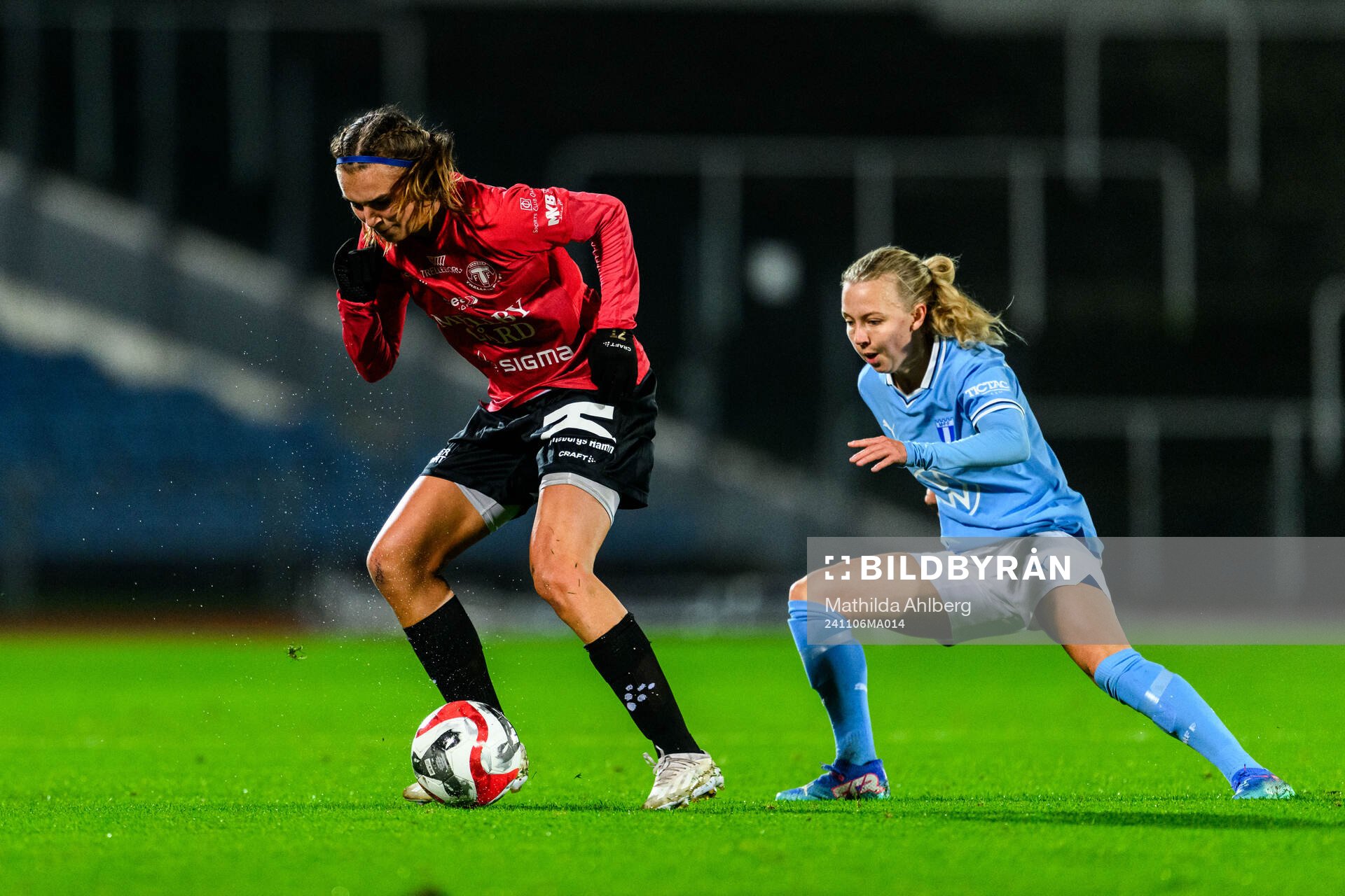 Trelleborgs Thelma Persson Welin och Malmö FFs Nathalie