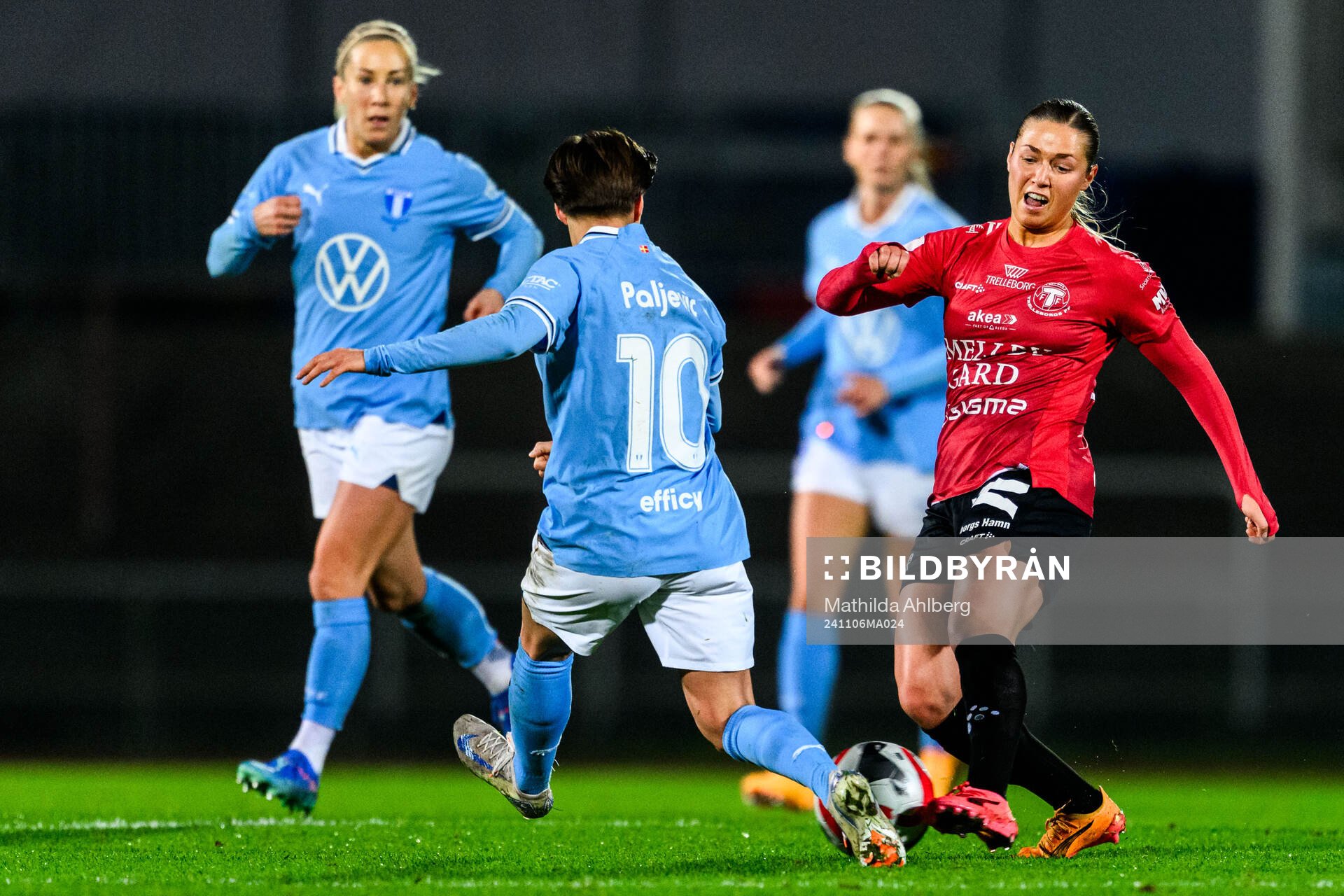 Malmö FFs Ema Paljevic och Trelleborgs Elina Lenir