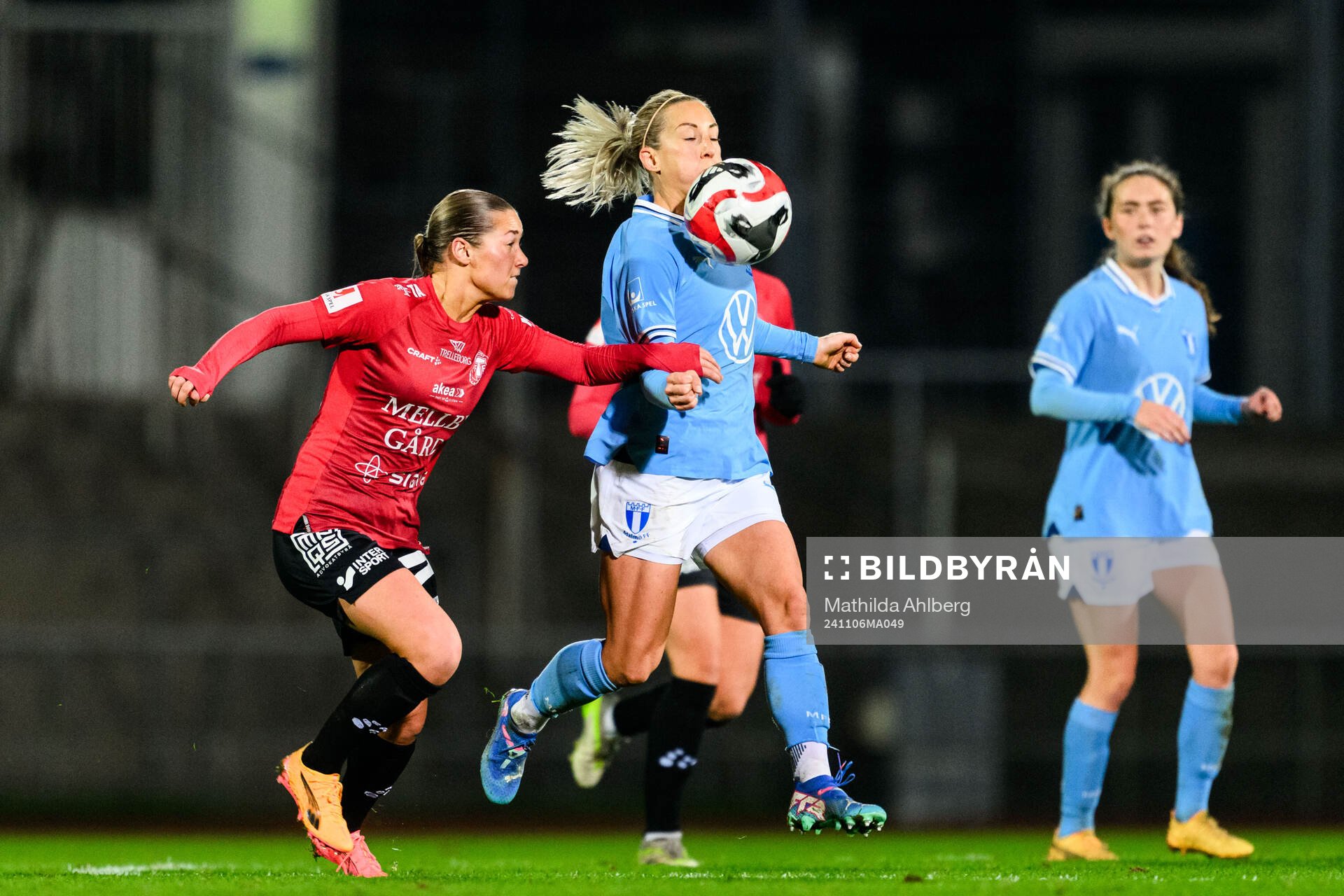 Trelleborgs Elina Lenir och Malmö FFs Mia Persson