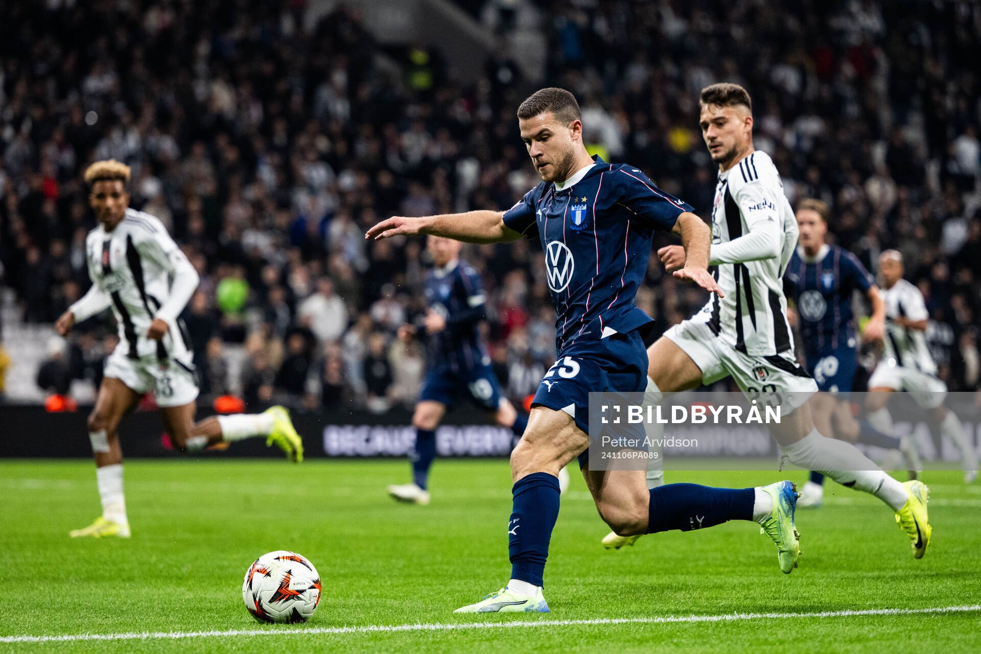 Gabriel Busanello of Malmö FF during the UEFA Europa League football match between Besiktas and Malmö FF on November 6, 2024 in Istanbul.