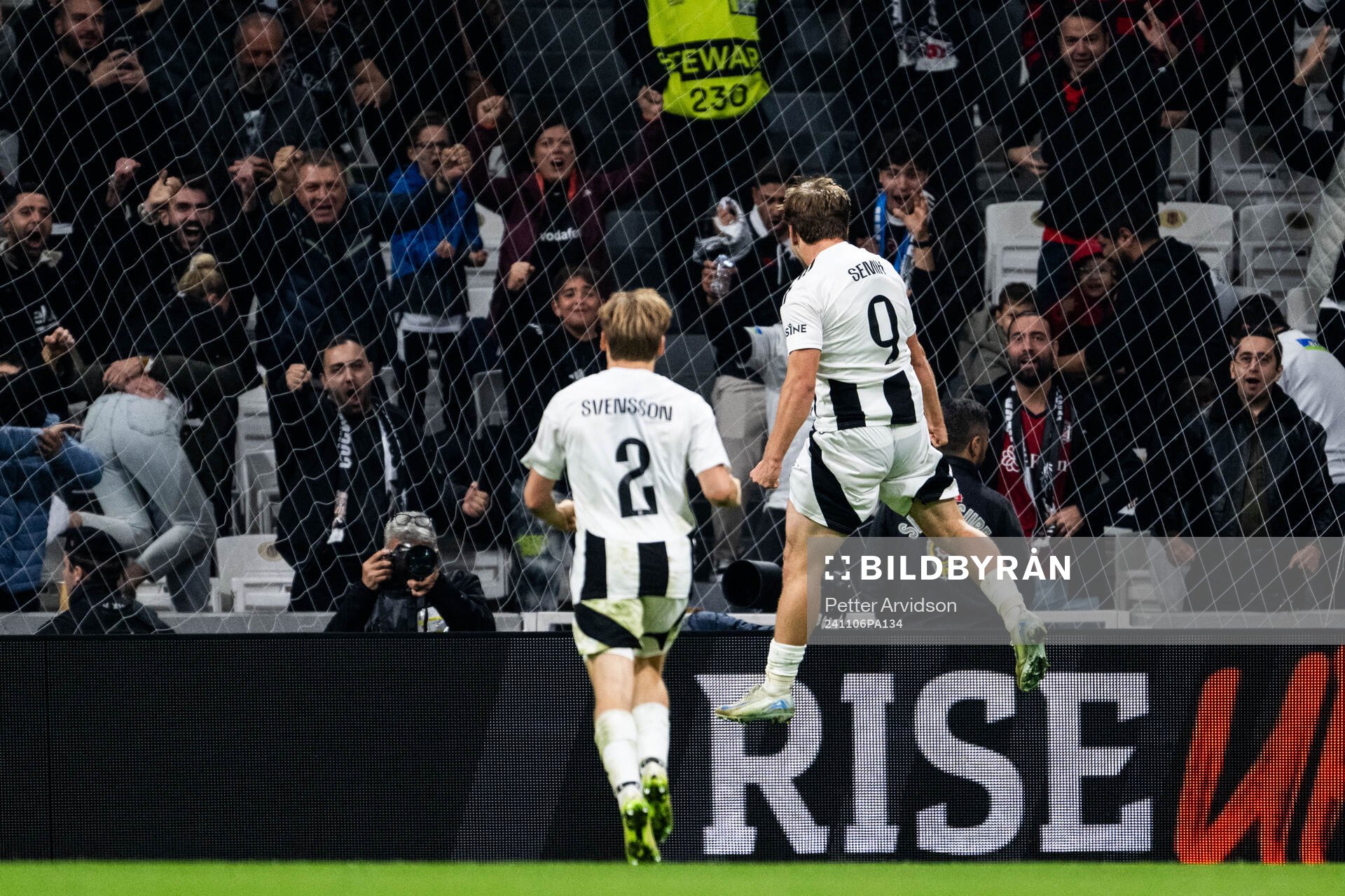 Semih Kilicsoy of Besiktas celebrates