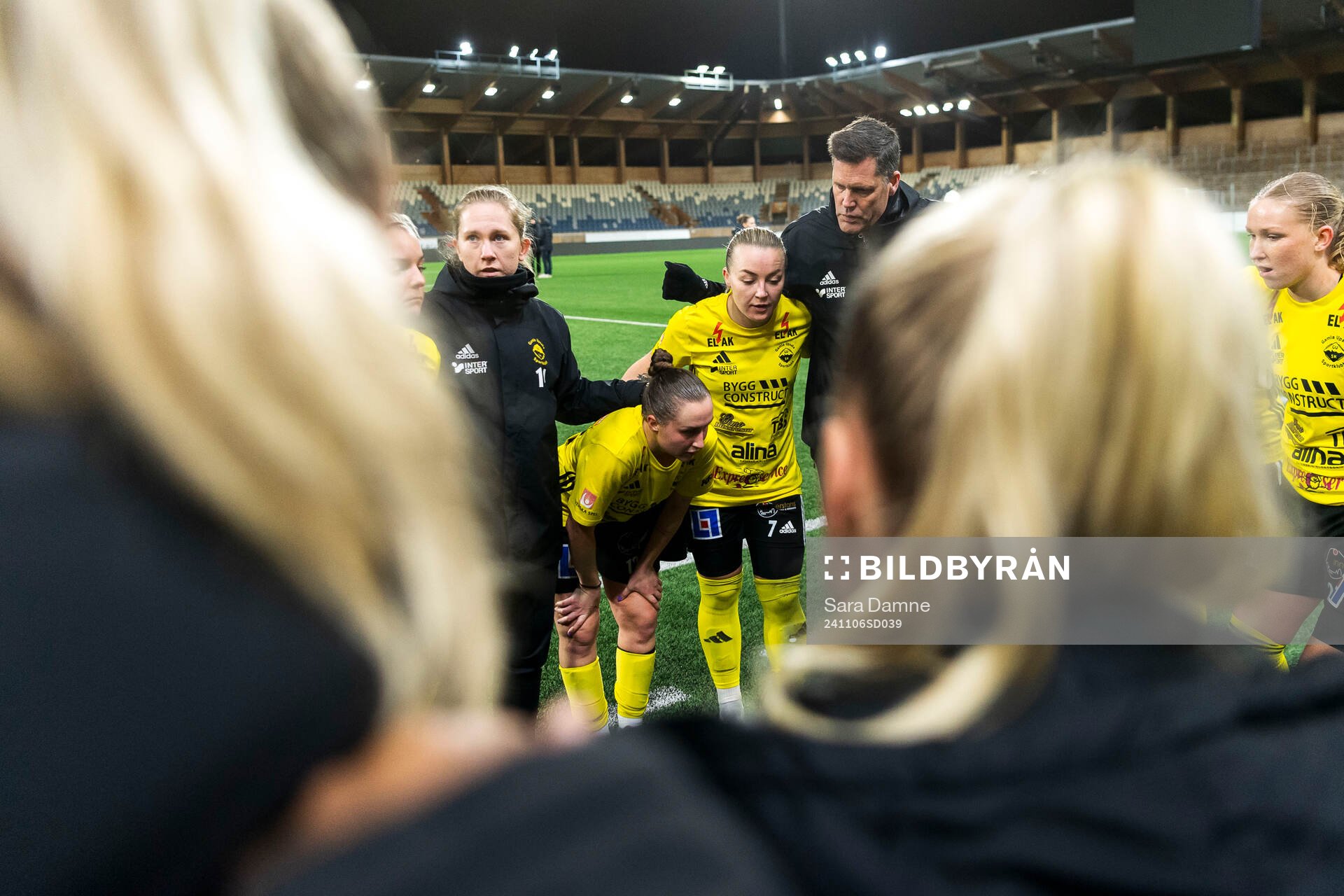 Gamla Upsalas Jennifer Sjösten och Ingrid Wixner deppar