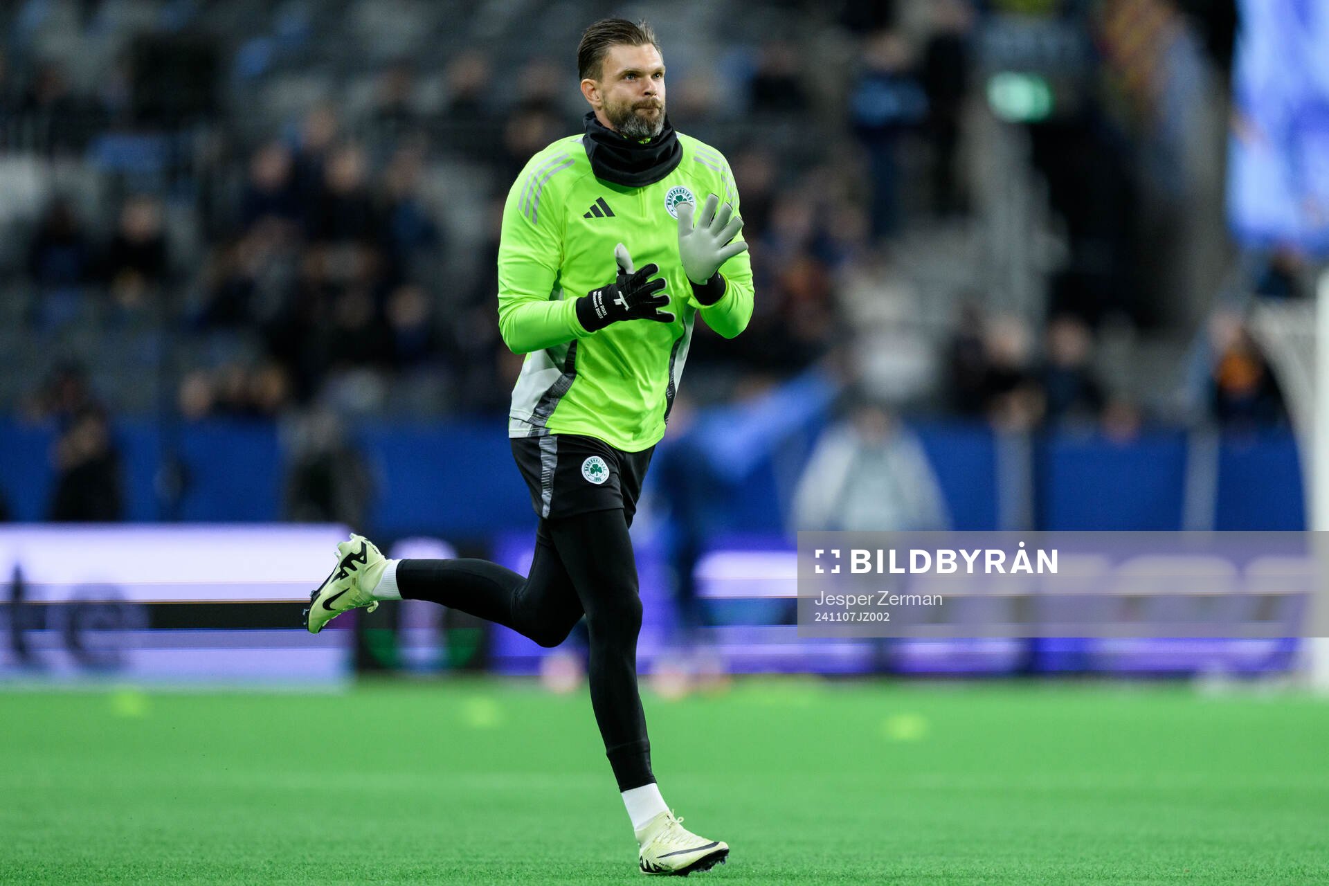 Goalkeeper Yuri Lodygin of Panathinaikos