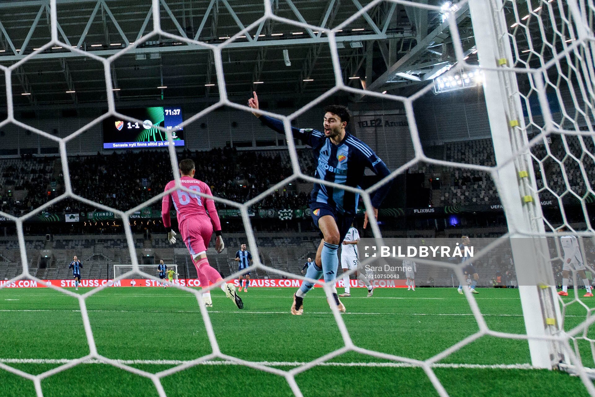 Deniz Hummet of Djurgården celebrates