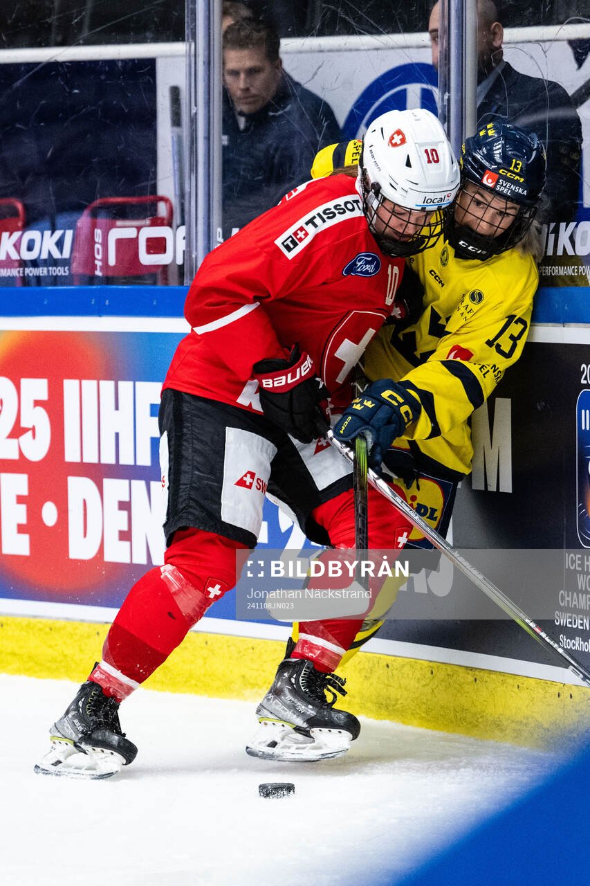 Janine Hauser of Switzerland and Wilma Sundin of Sweden