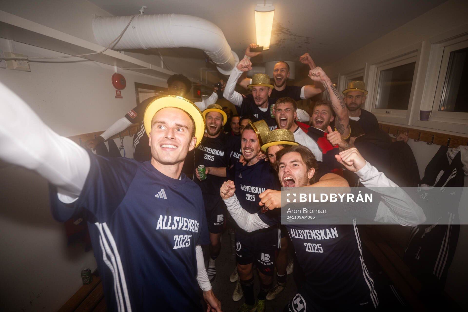 Östers spelare jublar