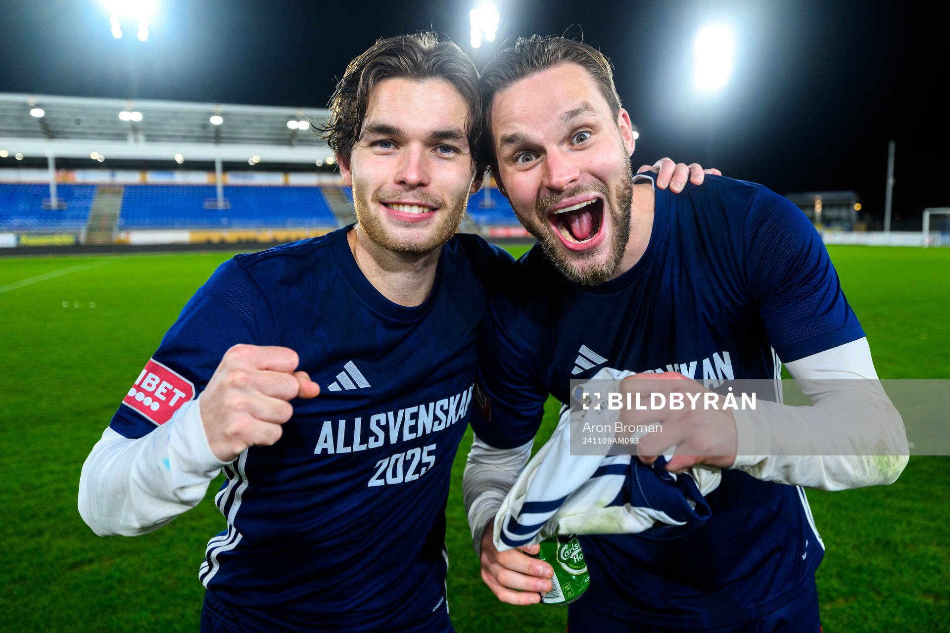 Östers Theodor Johansson och Niklas Söderberg jublar