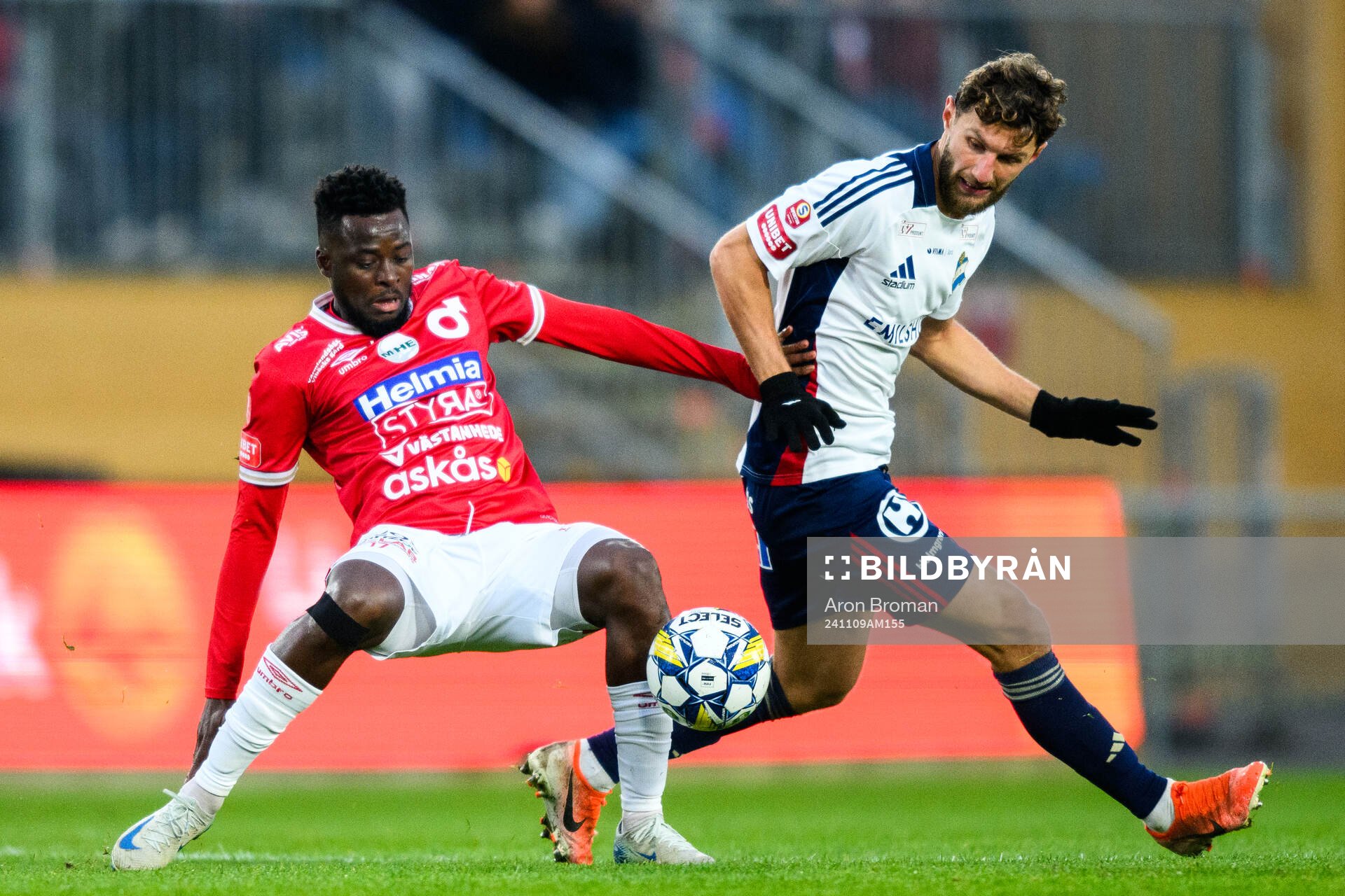 Degerfors Aketchi Luc-Martin Kassi och Östers Alibek Aliev