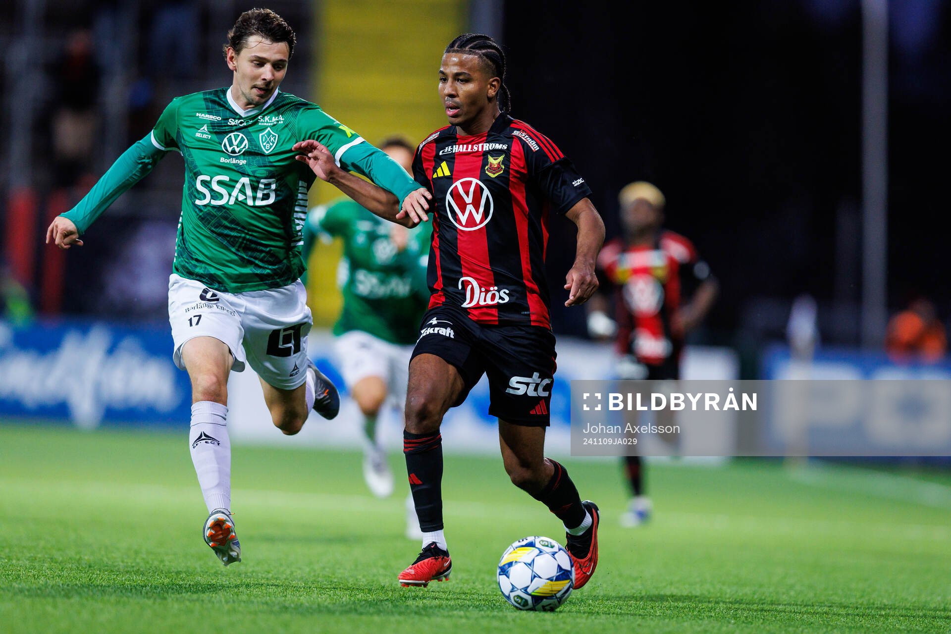 Brages Pontus Jonsson och Östersunds Nebiyou Perry