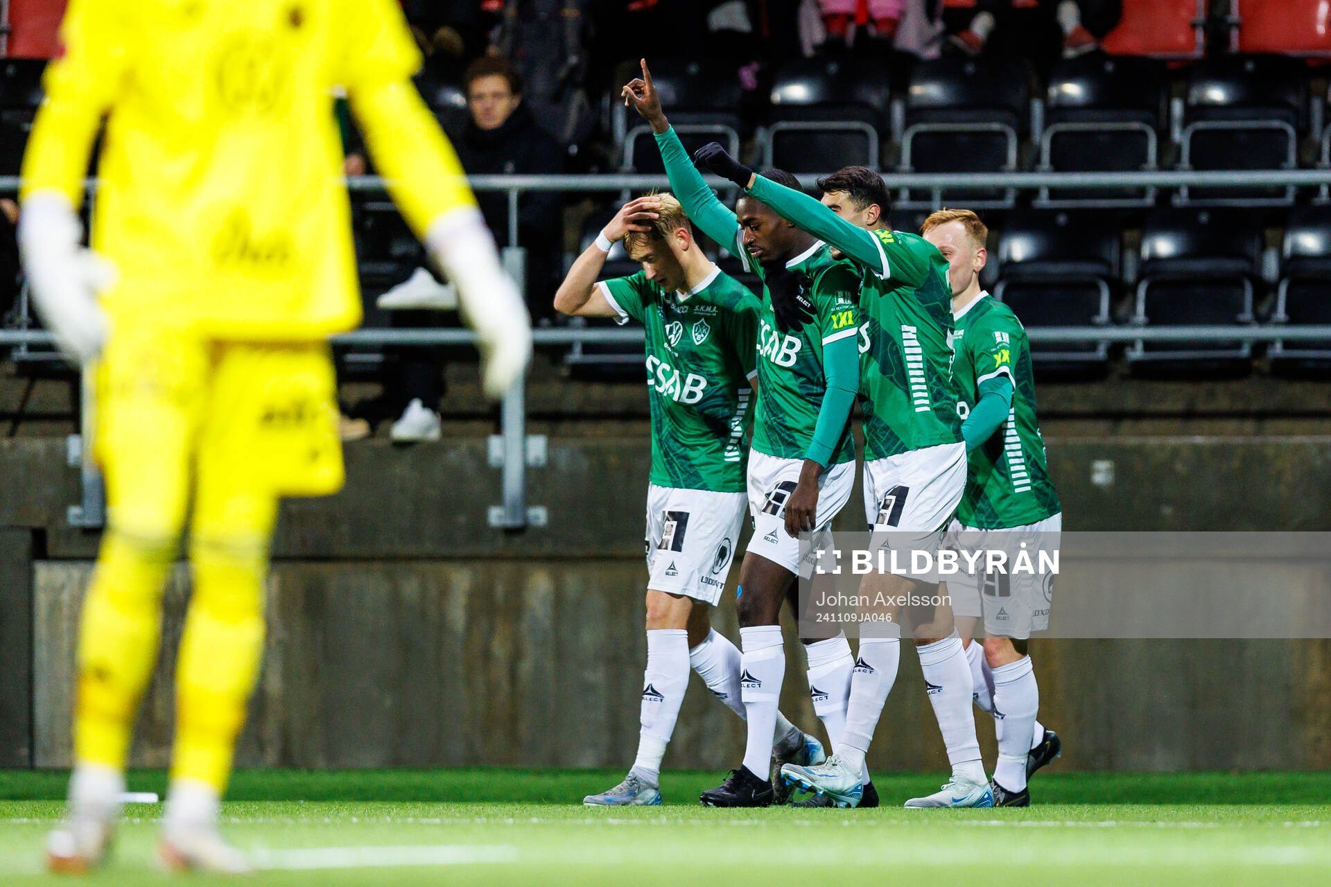 Brages Adil Titi jublar