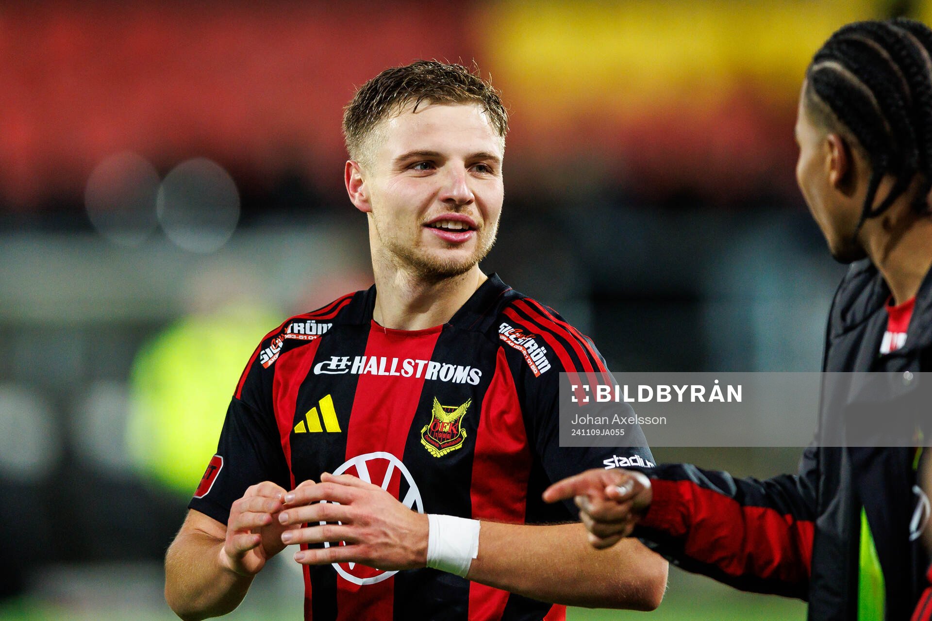 Östersunds Simon Marklund jublar