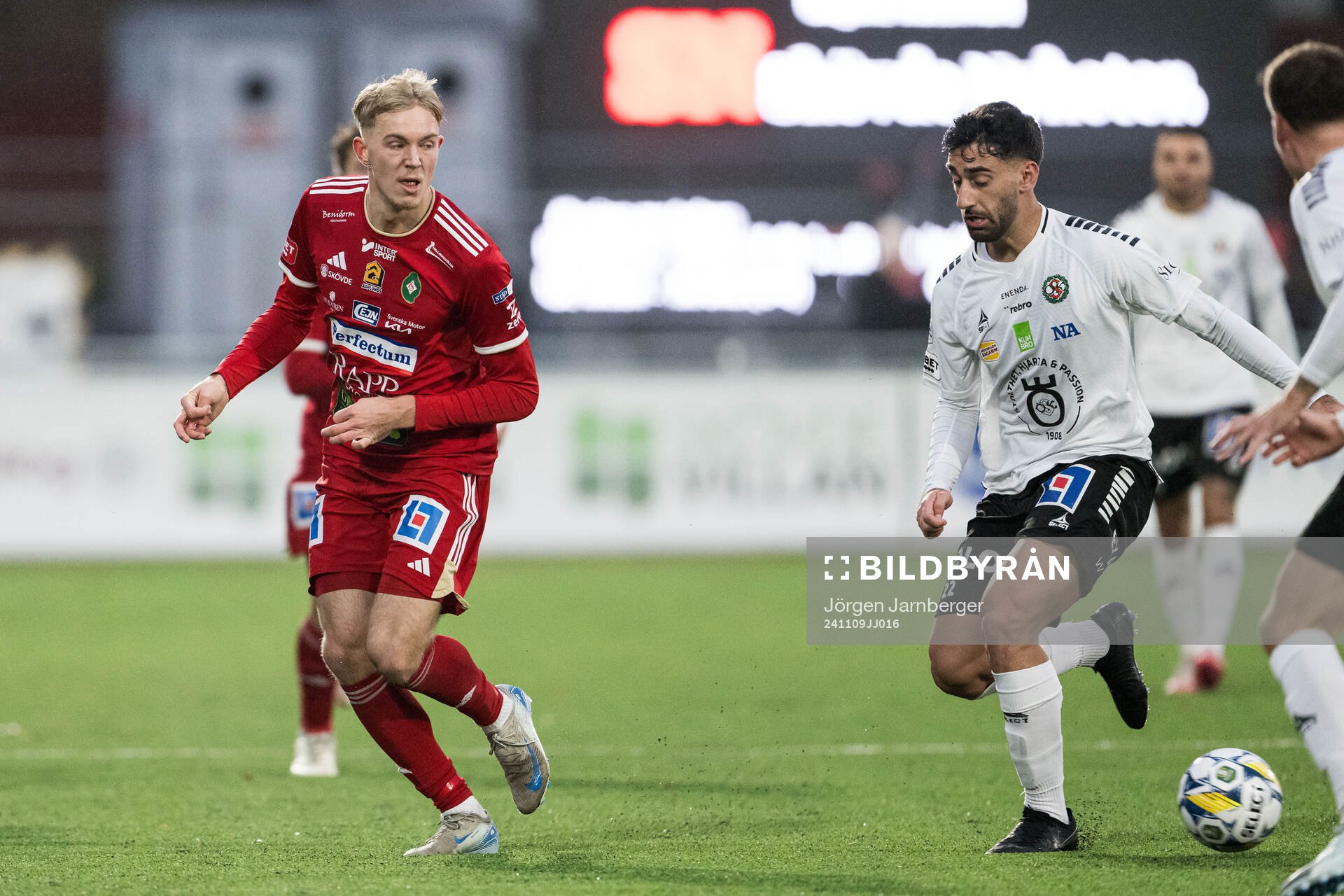 Skövde AIKs Emil Skillermo och Örebros Lucas Shlimon
