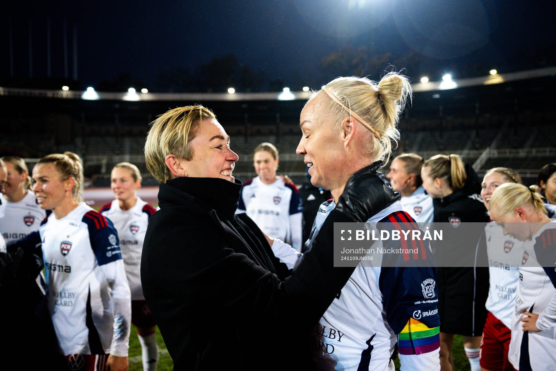 Rosengårds sportchef Therese Sjögran och Caroline Seger