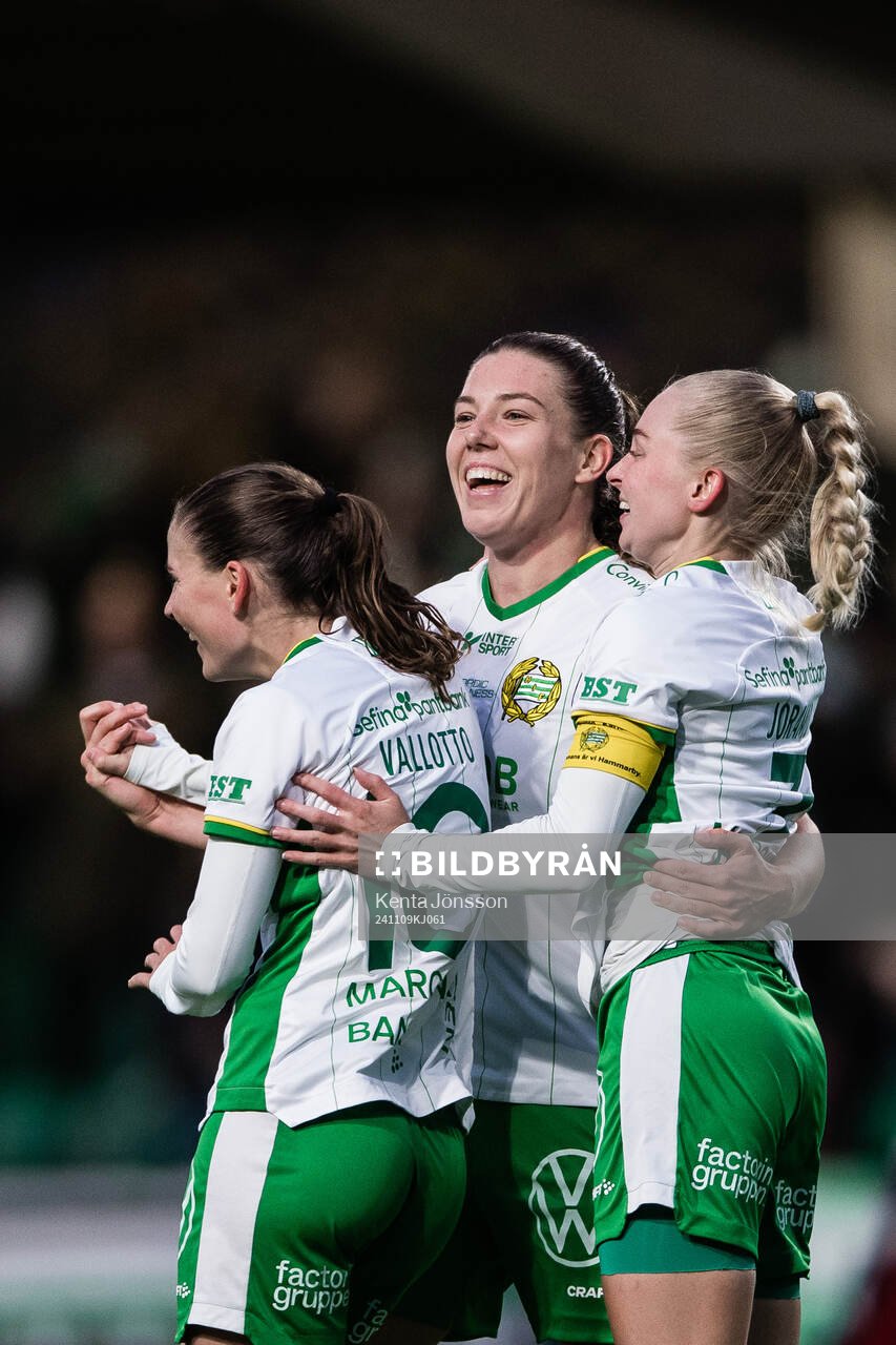 Hammarbys Emma Westin jublar