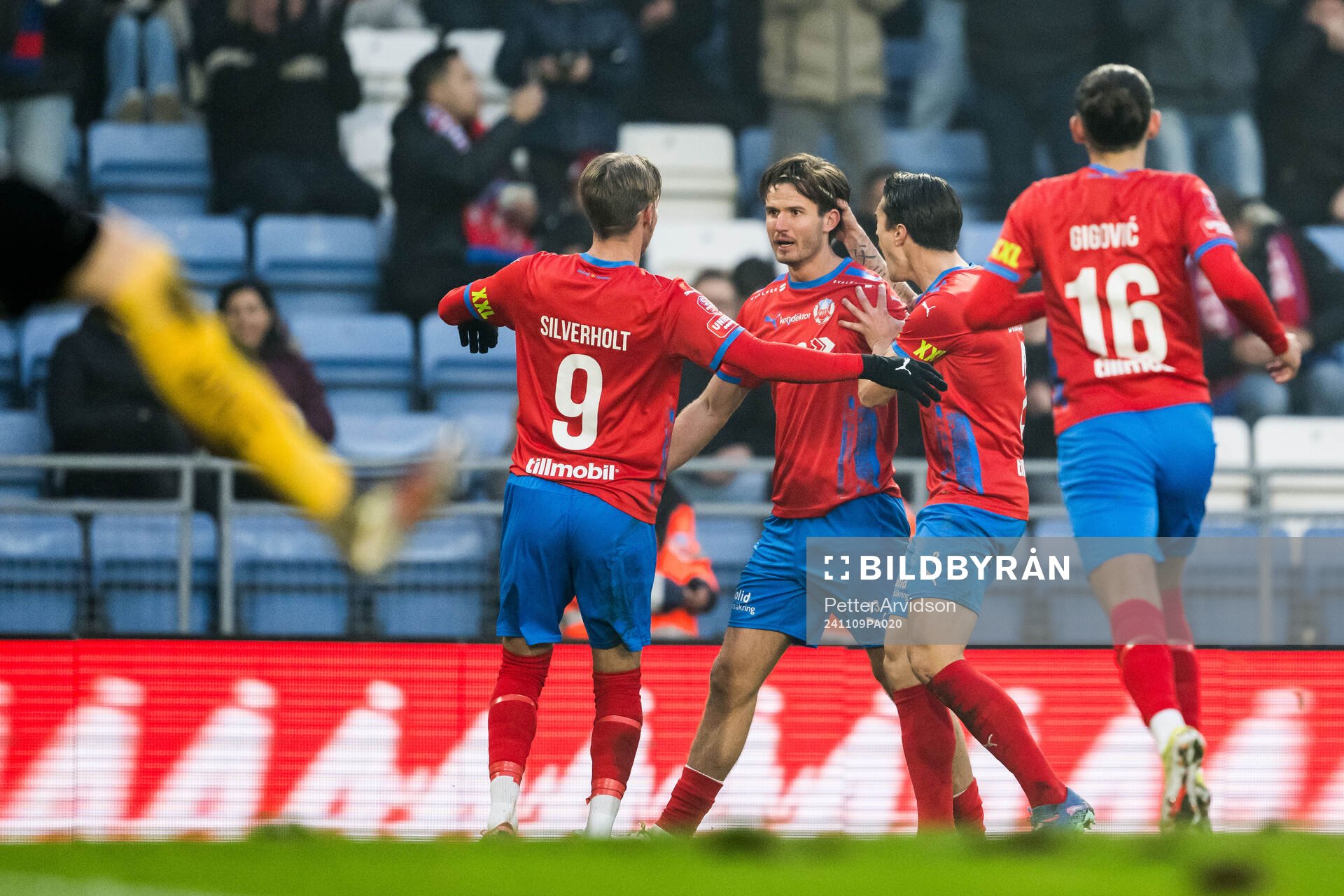Helsingborgs Taylor Silverholt och Wilhelm Loeper jublar