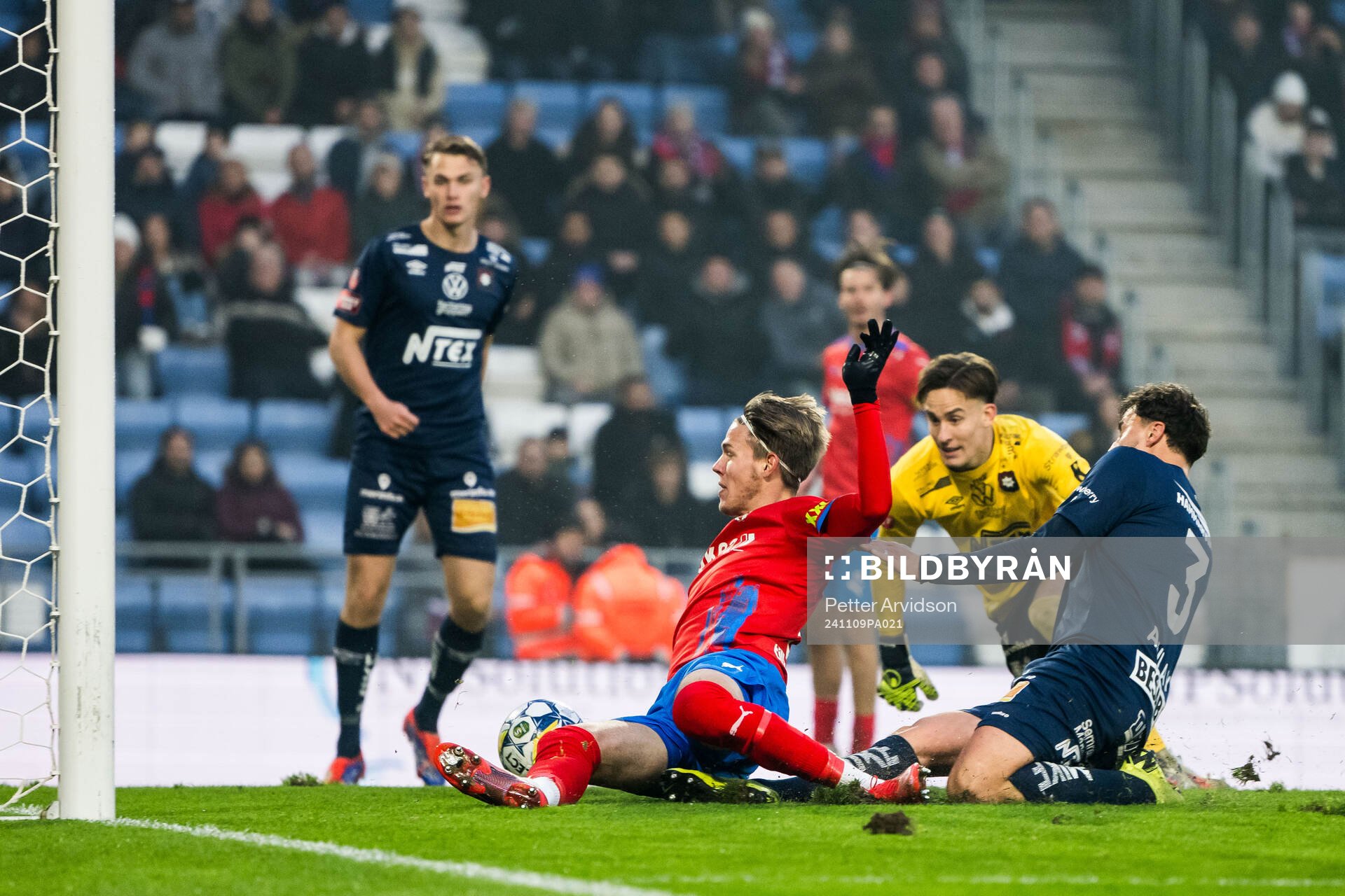 Helsingborgs Taylor Silverholt gör 1-0