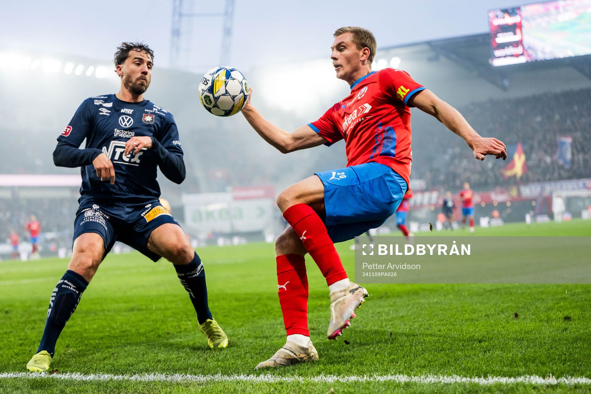 Örgrytes Jonathan Azulay och Helsingborgs Dennis Olsson