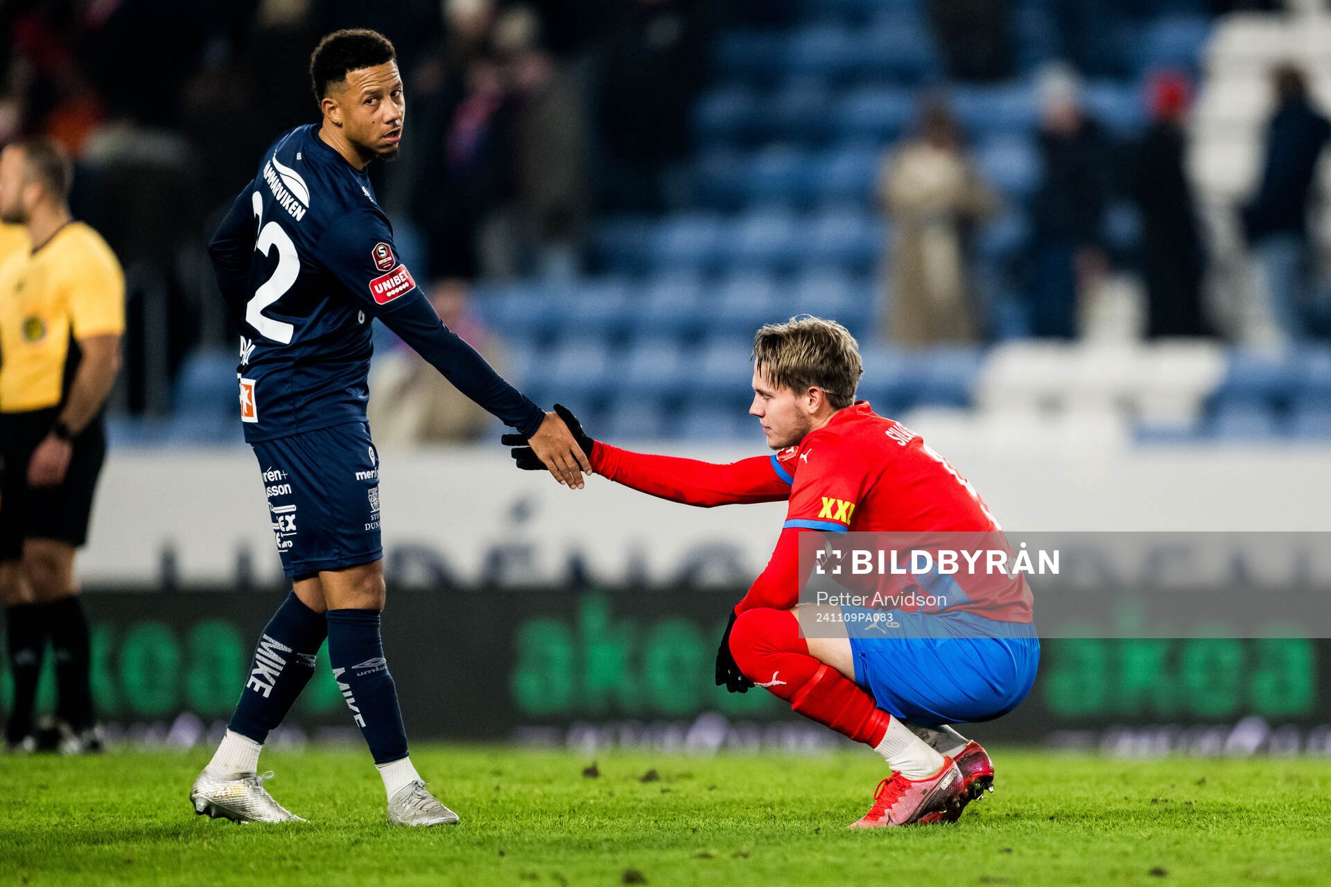Örgrytes Tobias Sana och Helsingborgs Taylor Silverholt