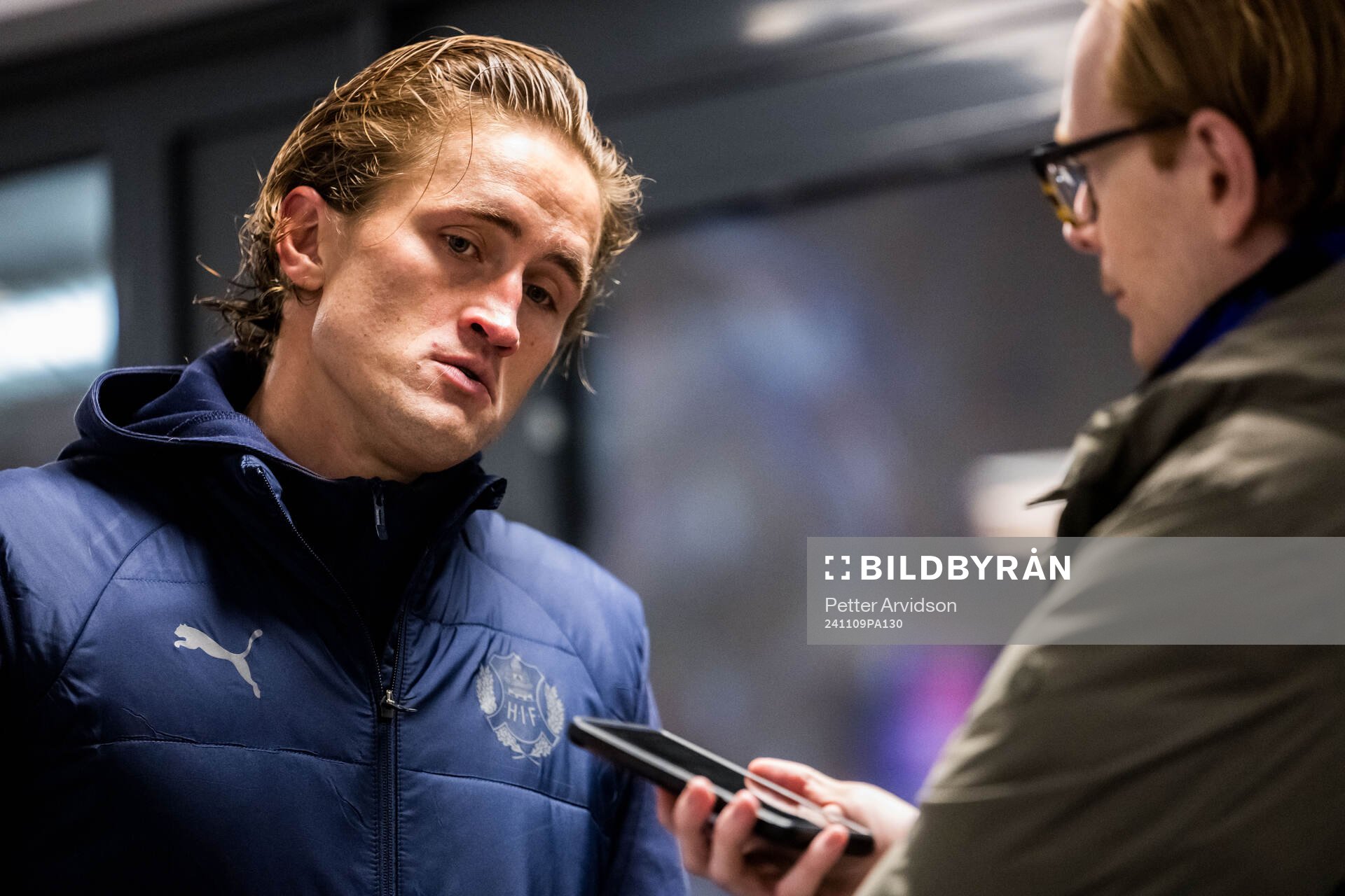 Helsingborgs Thomas Pauck Rogne intervjuas efter fotbollsmatchen i Superettan mellan Helsingborg och Örgryte den 9 november 2024 i Helsingborg.