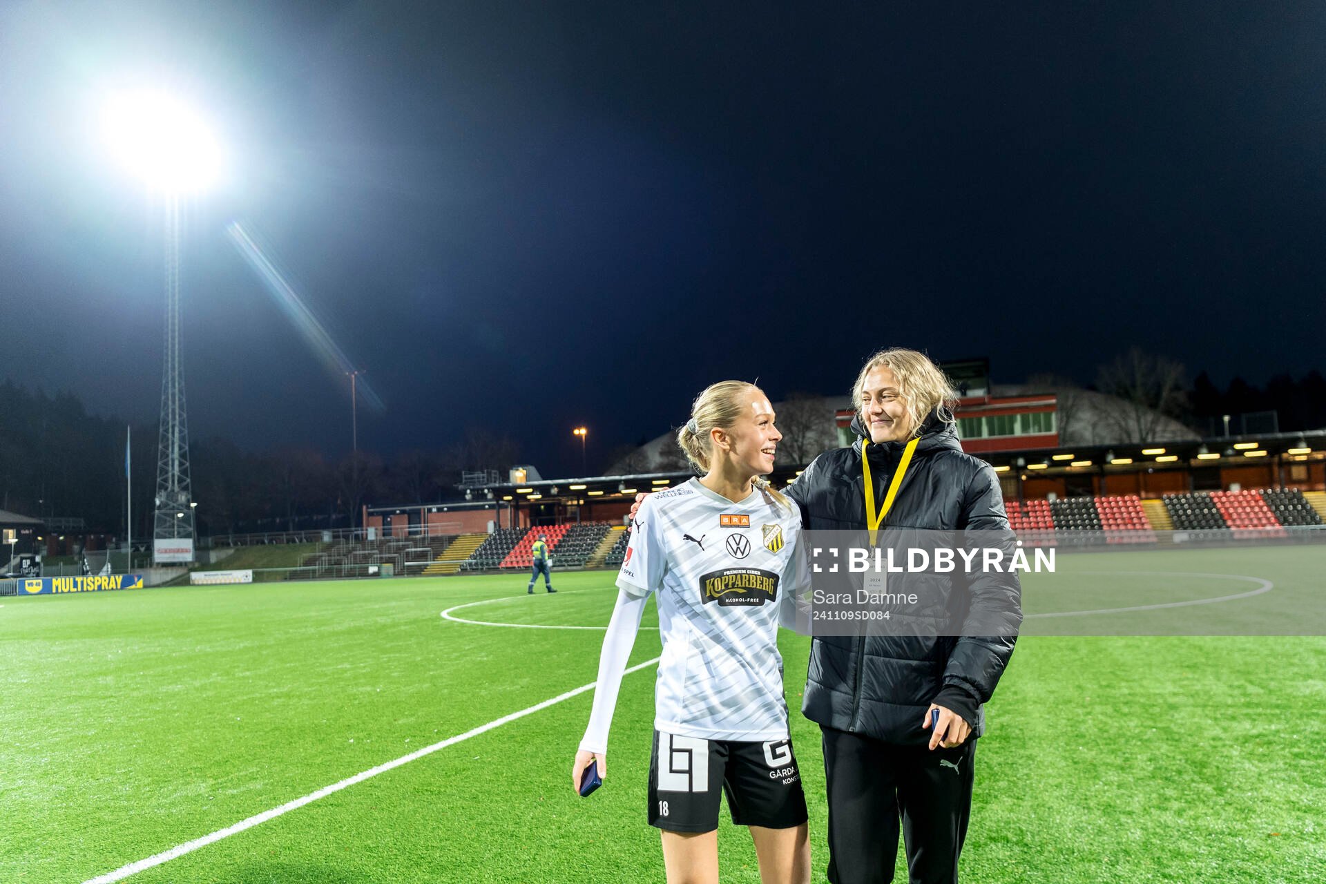 Häckens Lisa Löwing jublar