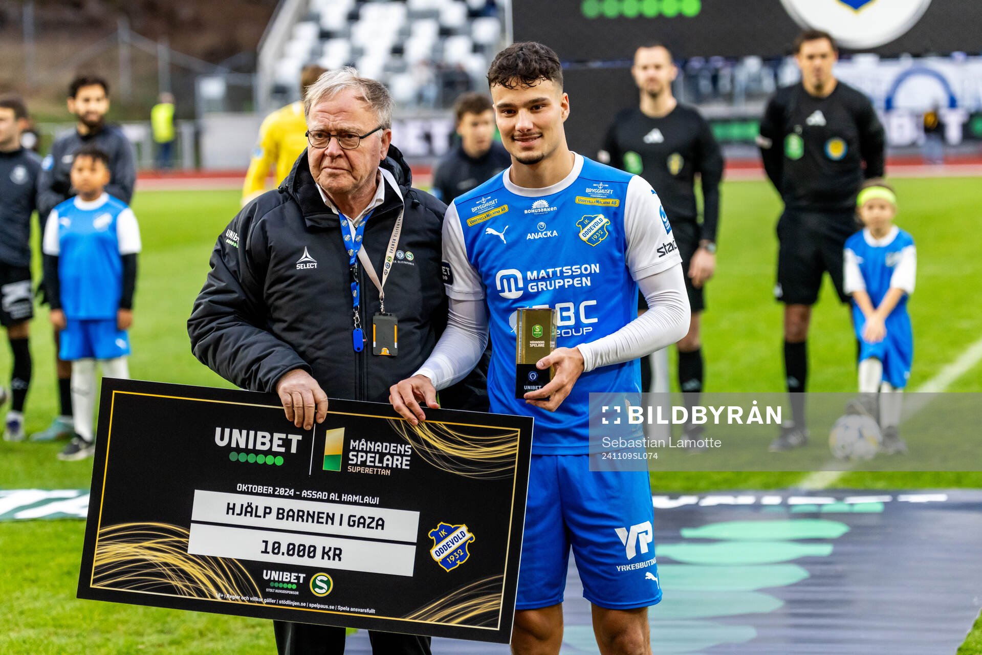 Oddevolds Assad Al Hamlawi får pris innan match som