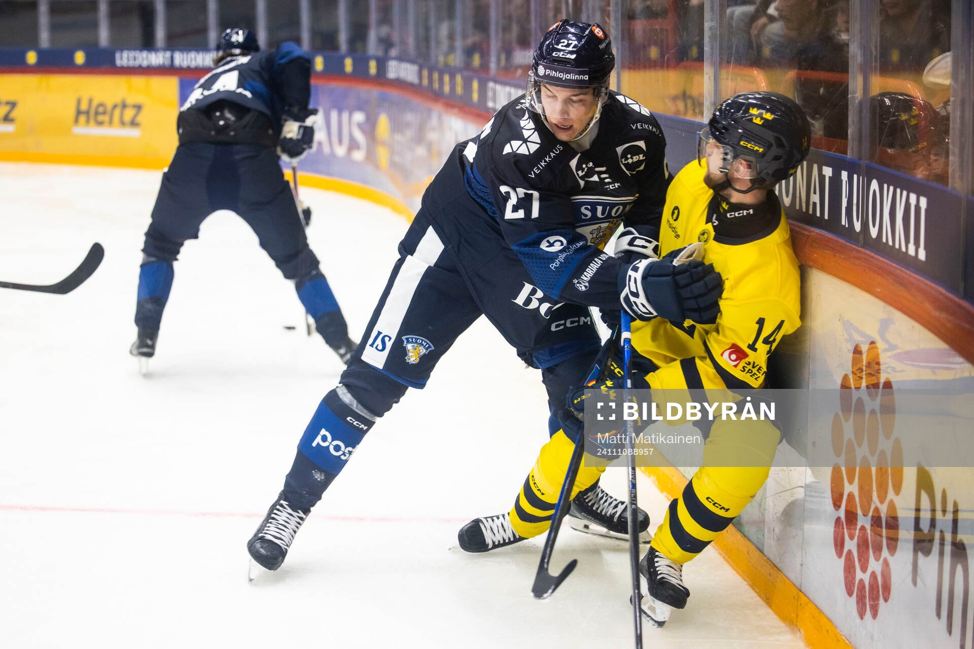 Santtu Kinnunen of Finland and Oskar Lang of Sweden