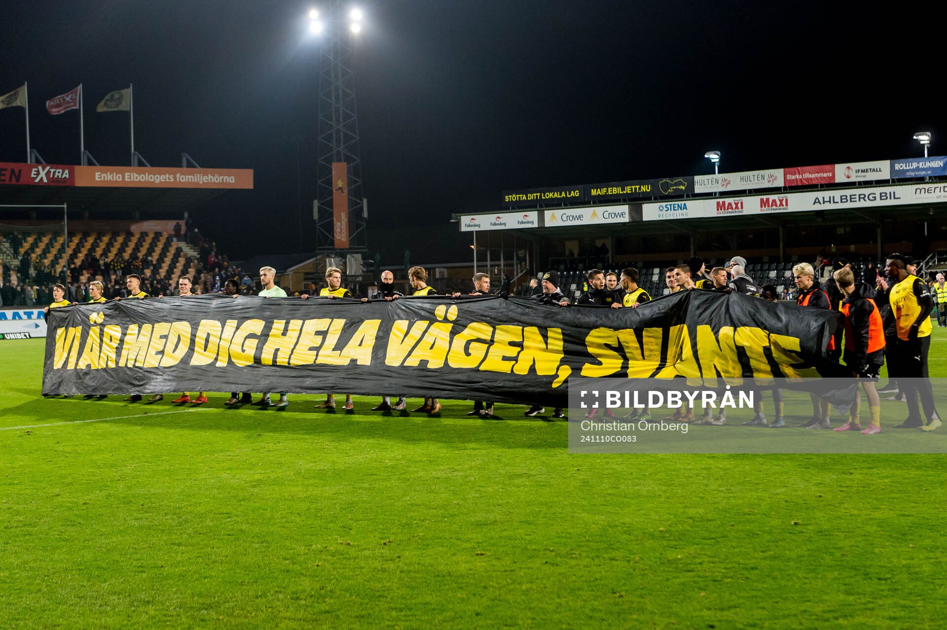 Mjällbys spelare jublar