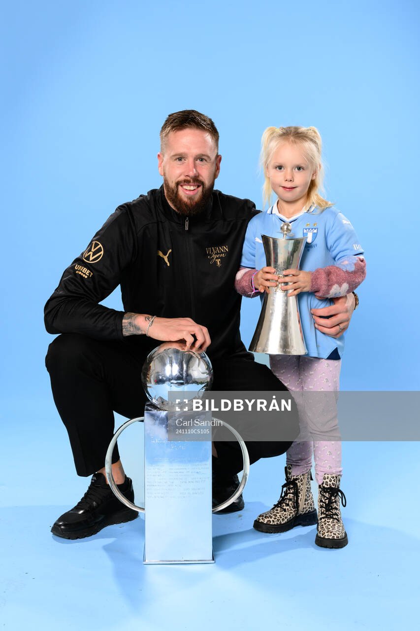 Malmö FFs Pontus Jansson med dotter