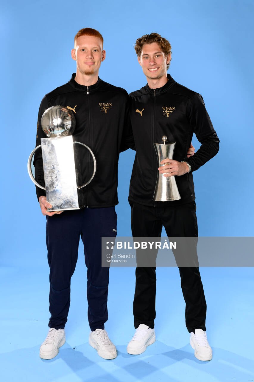 Malmö FFs målvakt Joakim Persson och William Nieroth Lundgren poserar för ett porträtt efter fotbollsmatchen i Allsvenskan mellan Malmö FF och Brommapojkarna den 10 november 2024 i Malmö.