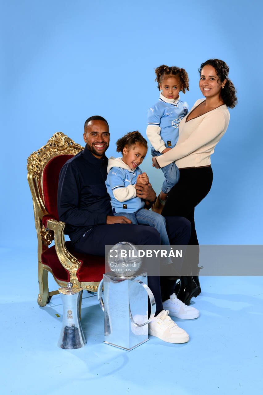 Malmö FFs Isaac Kiese Thelin med familj