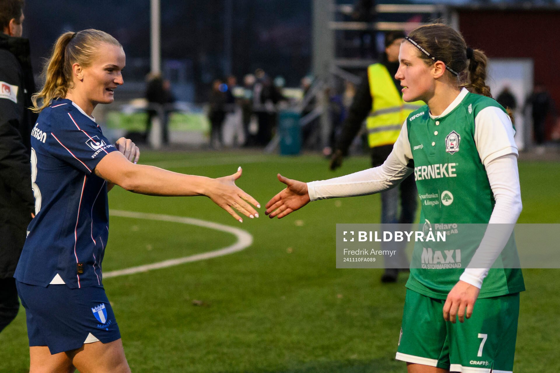 Malmö FFs Lovisa Gustafsson och Alingsås Tove Lorén