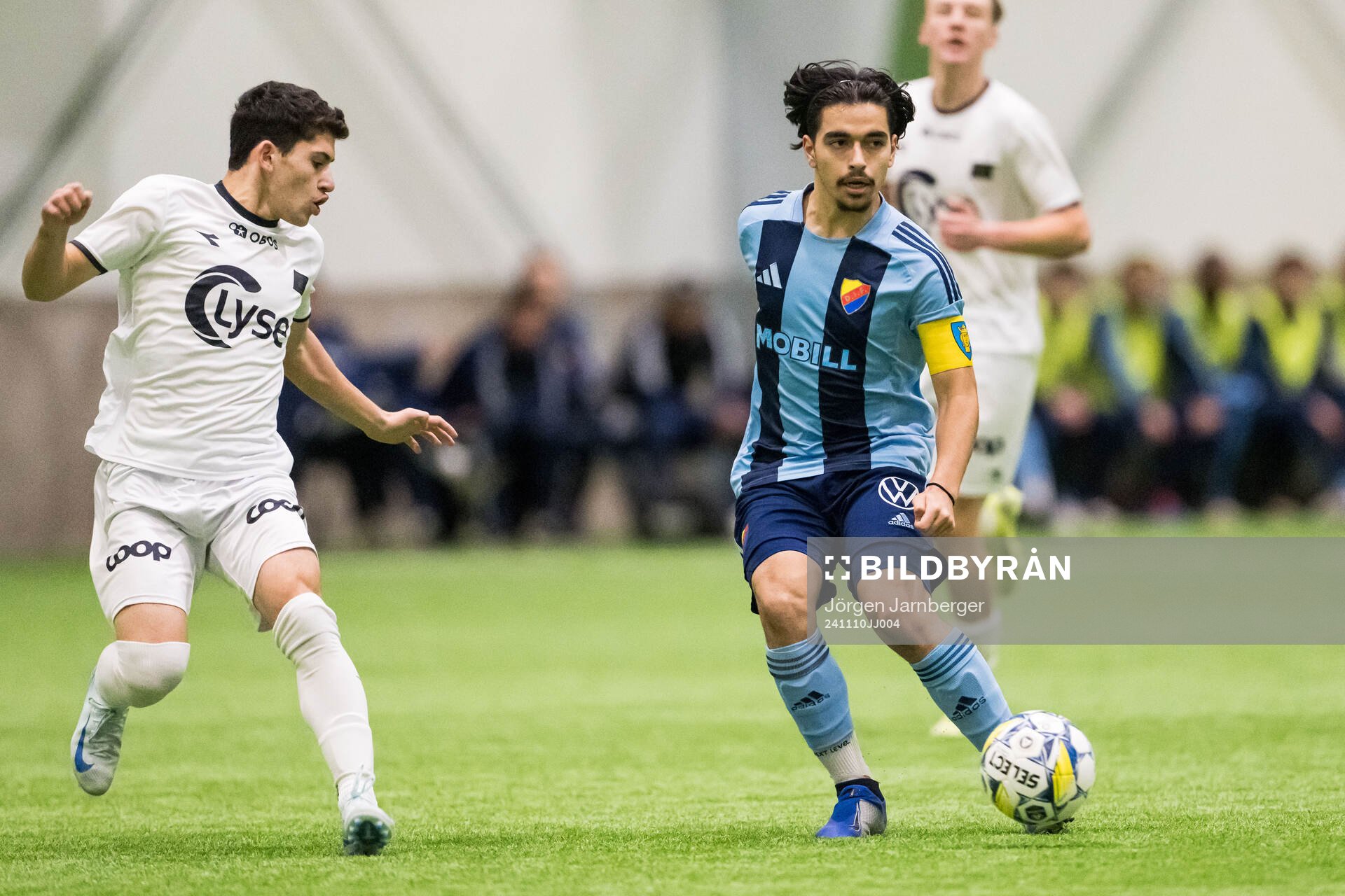 Vikings Dennis Gjose Monsvik och Djurgårdens Mian Lalic