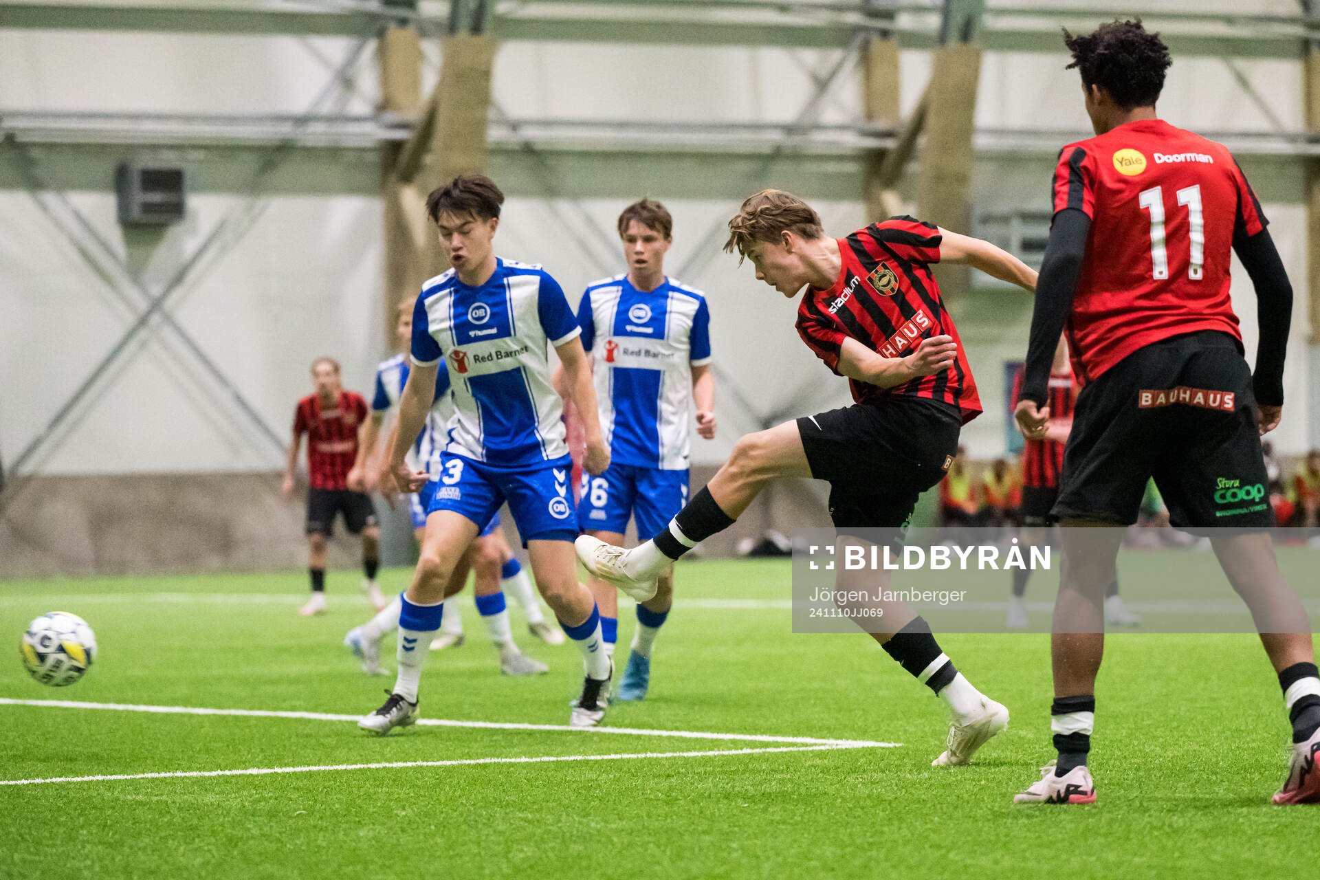 Odenses Sebastian Mørk och Brommapojkarnas Love Arrhov