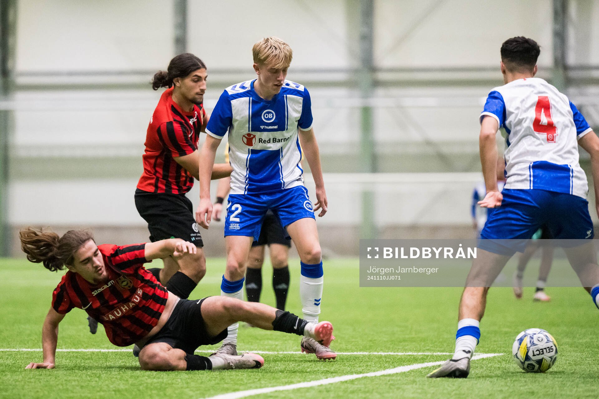 Brommapojkarnas Leart Krasniqi och Odenses Noah Damse