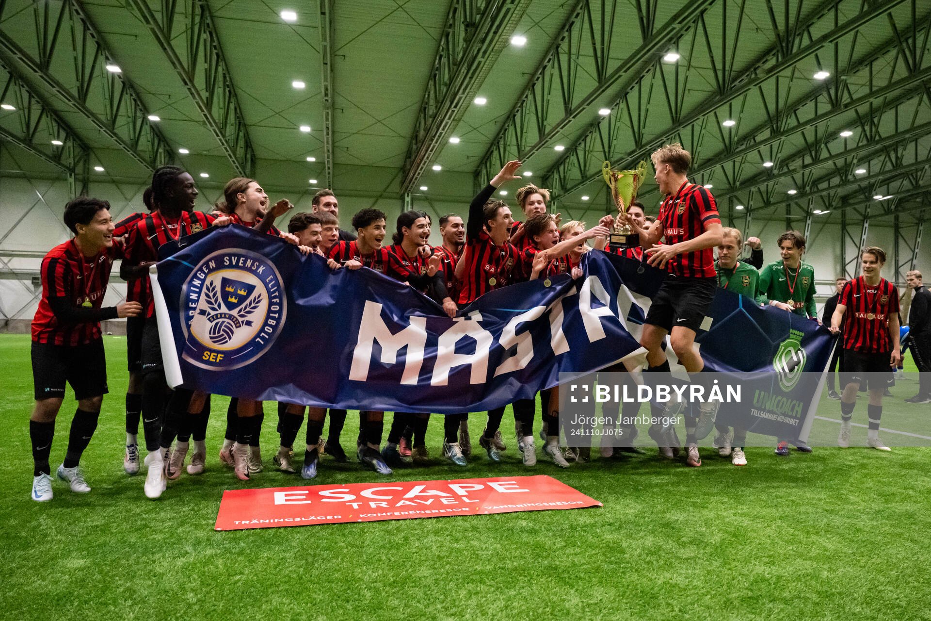 Brommapojkarnas spelare jublar