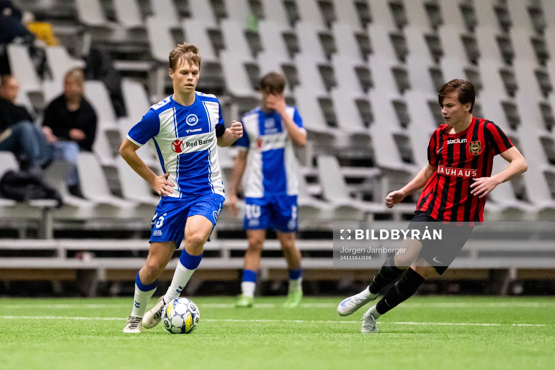 Odenses Lucas Bryde och Brommapojkarnas Alexander Andersson
