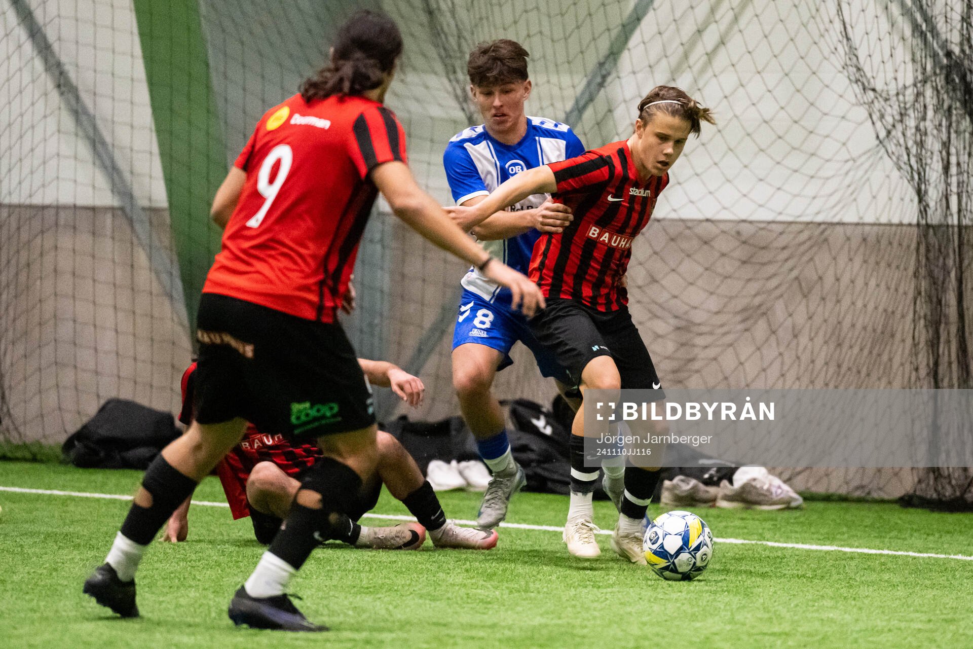 Odenses Mads Larsen och Brommapojkarnas Love Arrhov