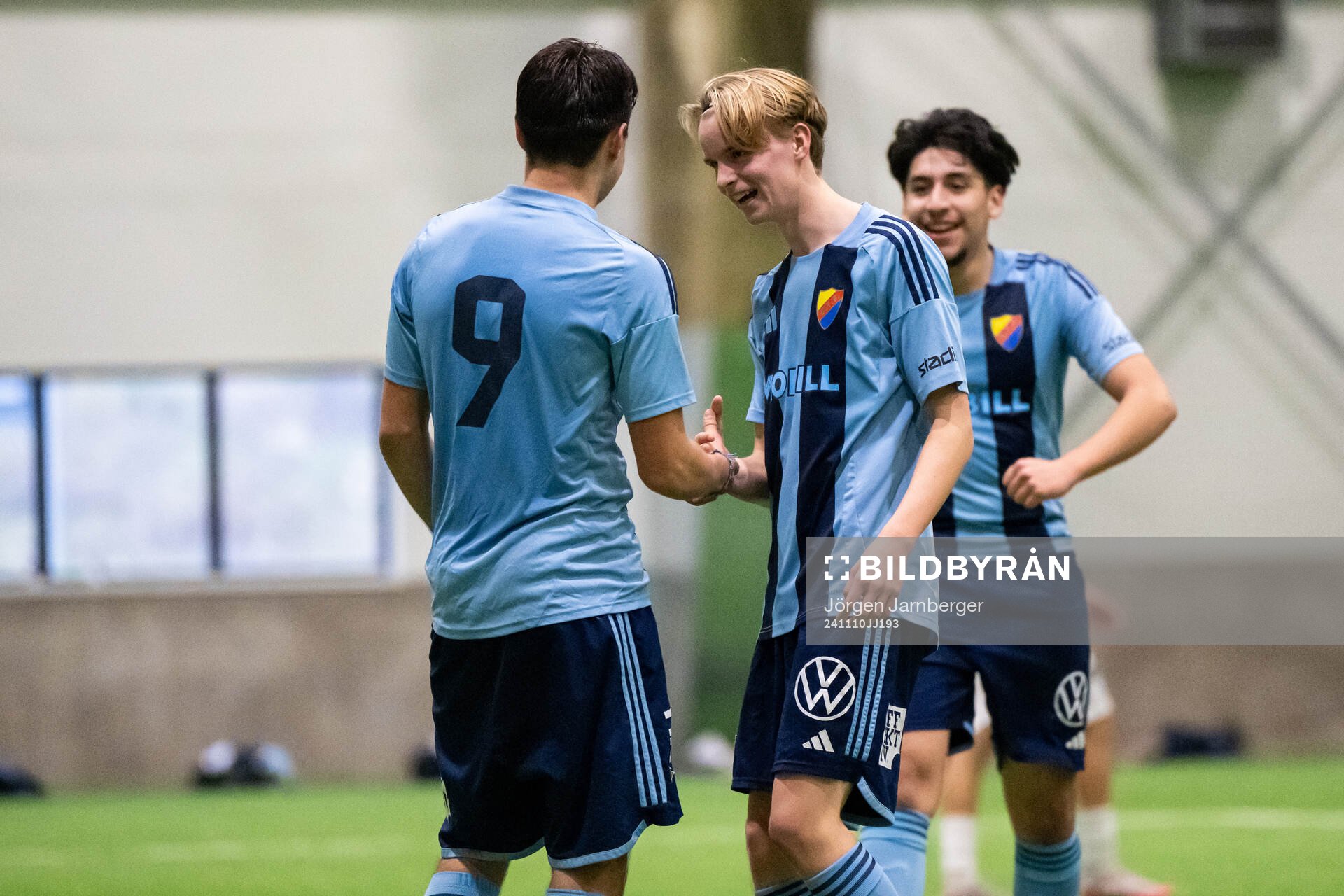 Djurgårdens Mario Amini och Melker Morheden jublar