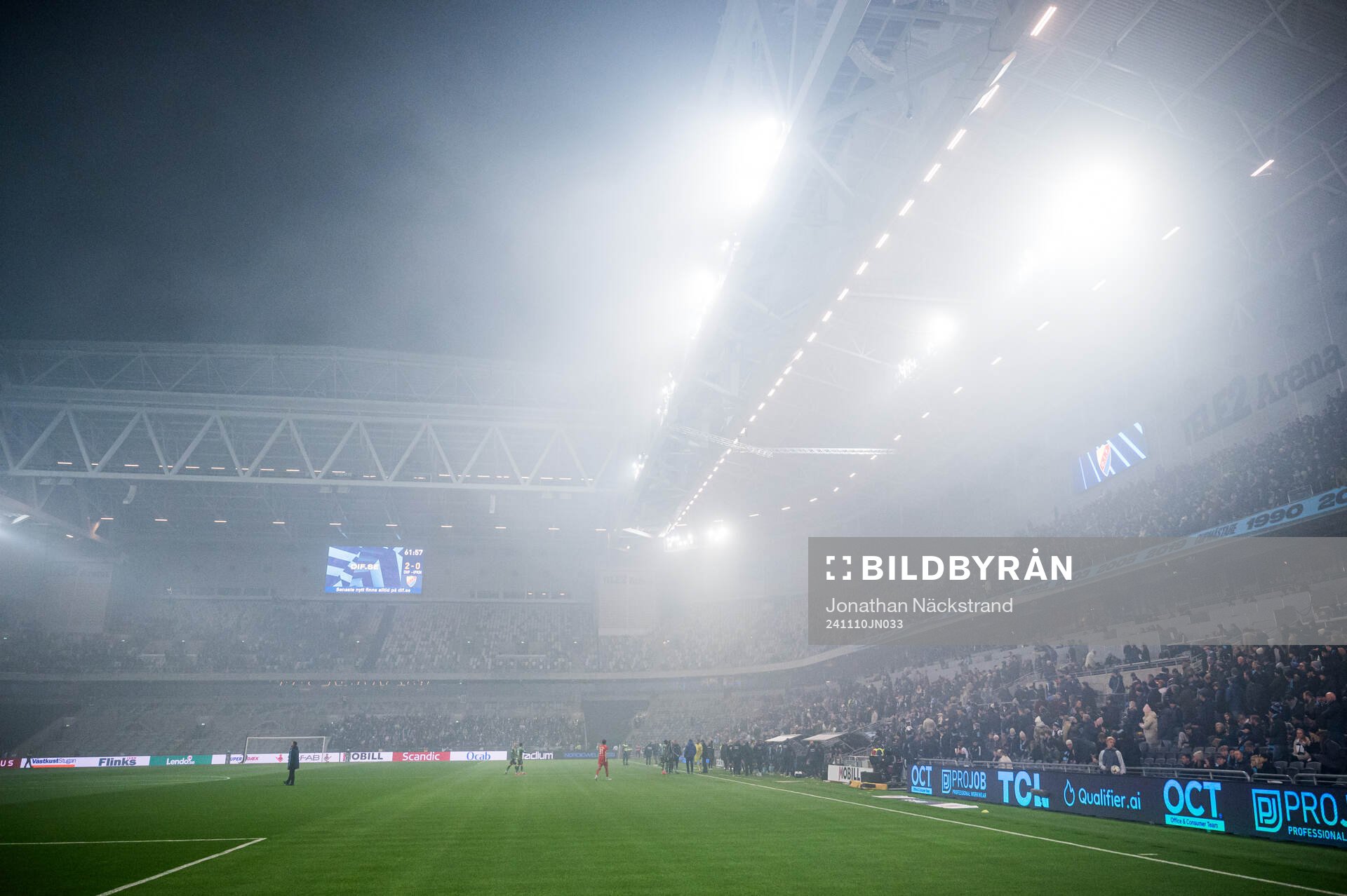 IFK Norrköpings supportrar har kastat ut bengaler på plan