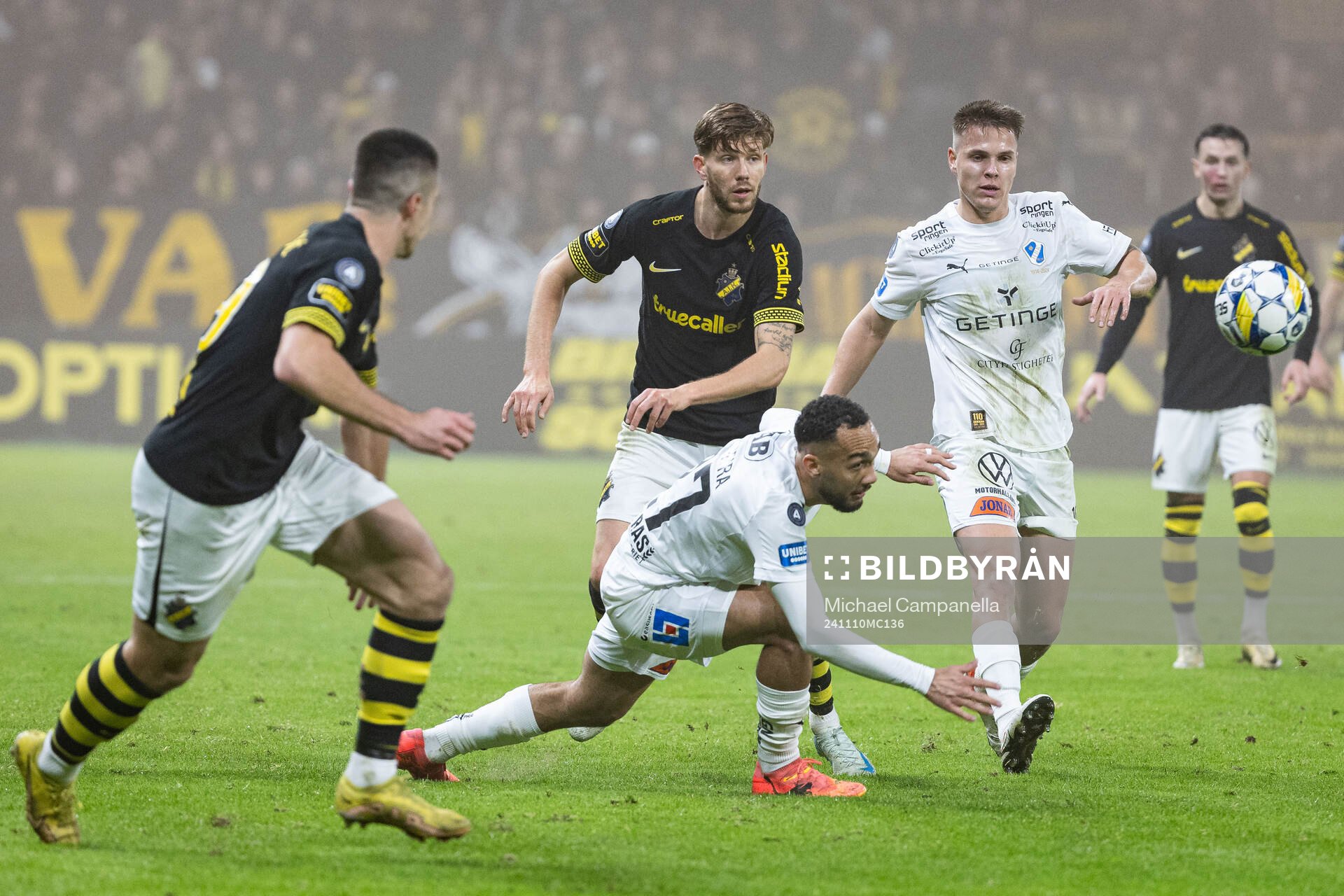 AIKs Anton Salétros och Halmstads Vinicius Nogueira De