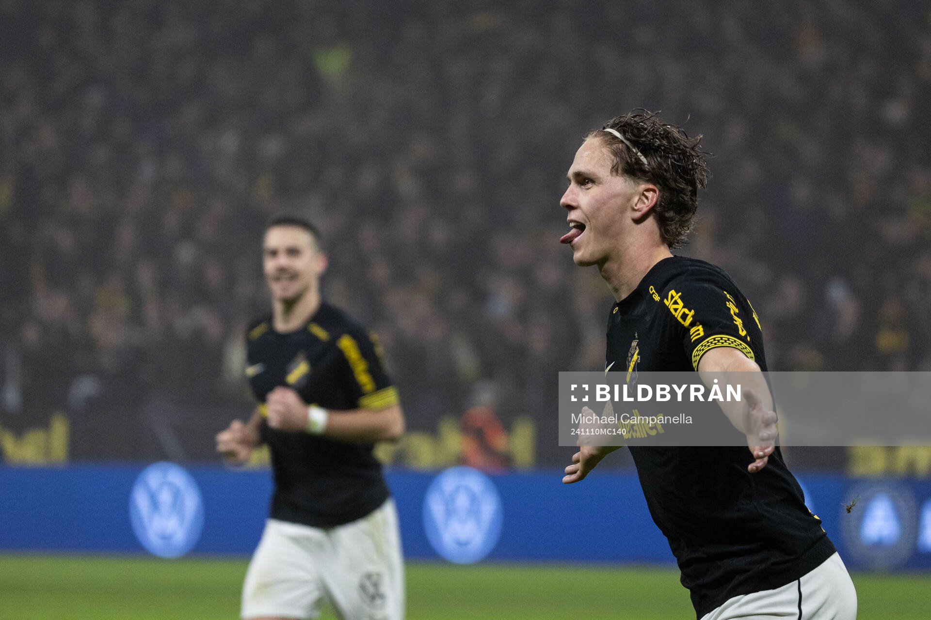 AIKs Onni Valakari jublar