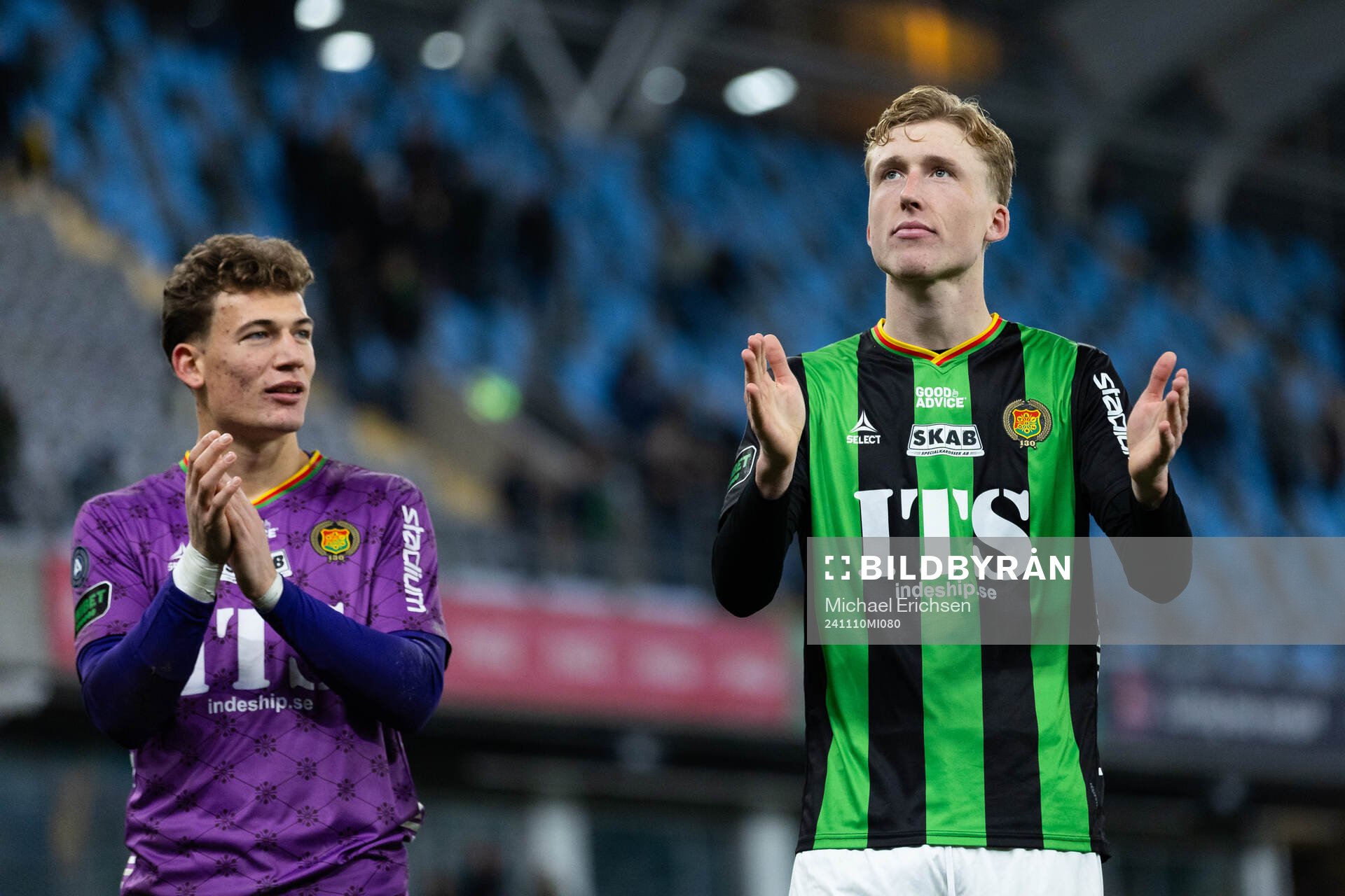 GAIS målvakt Kees Sims och Filip Beckman jublar framför