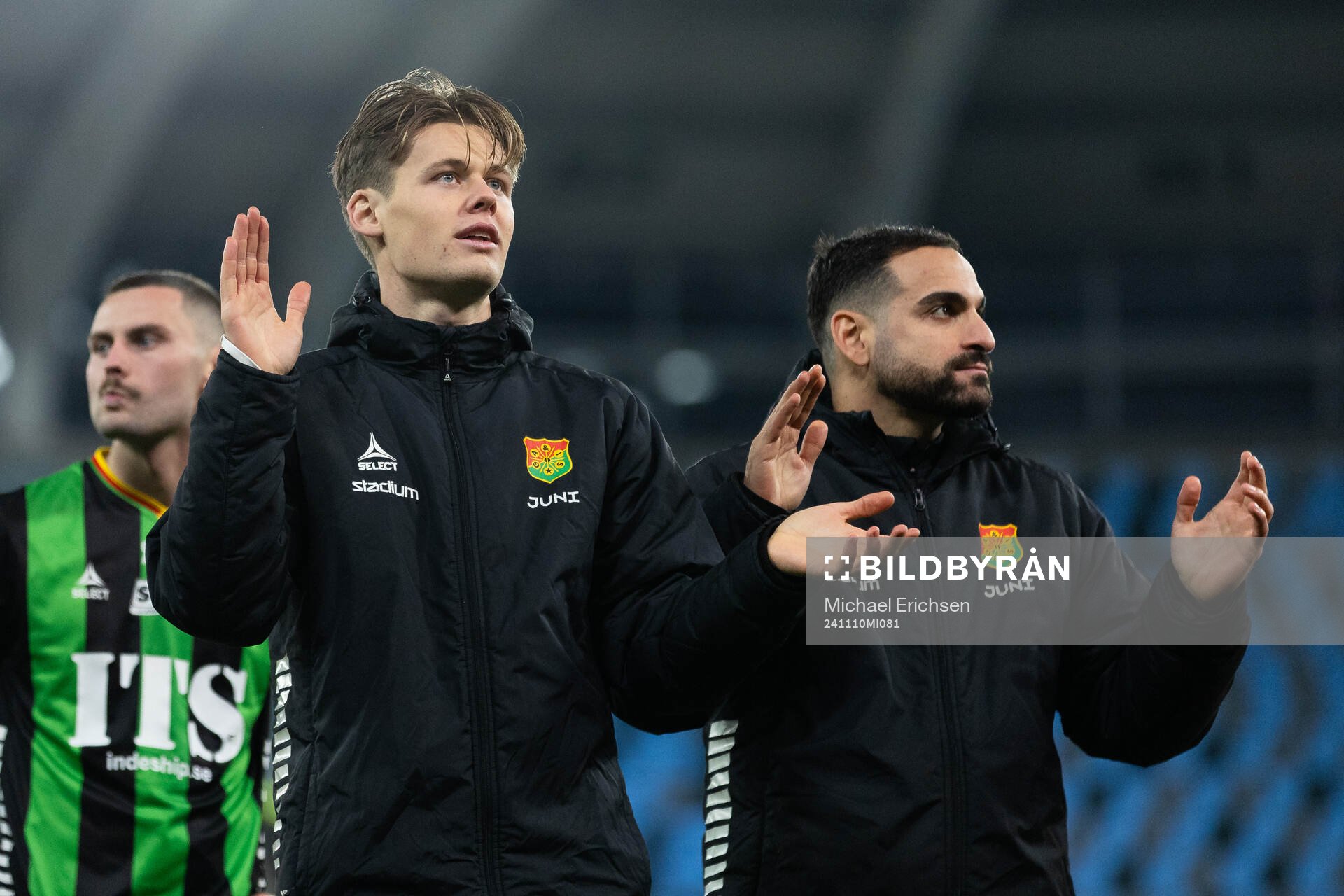 GAIS Axel Henriksson och Mervan Celik  jublar framför