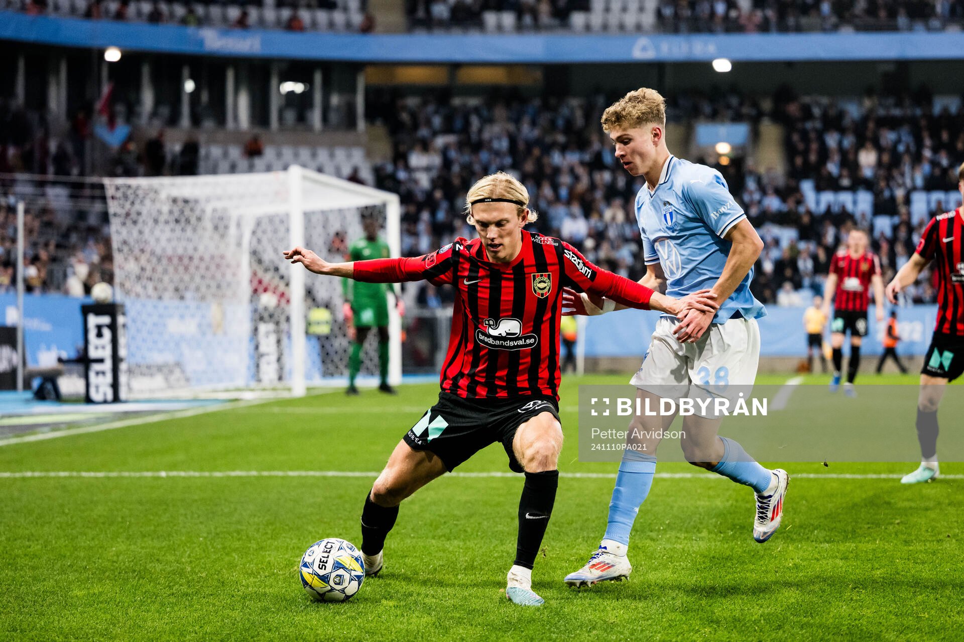 Malmö FFs Hugo Bolin och Brommapojkarnas Alexander Jensen