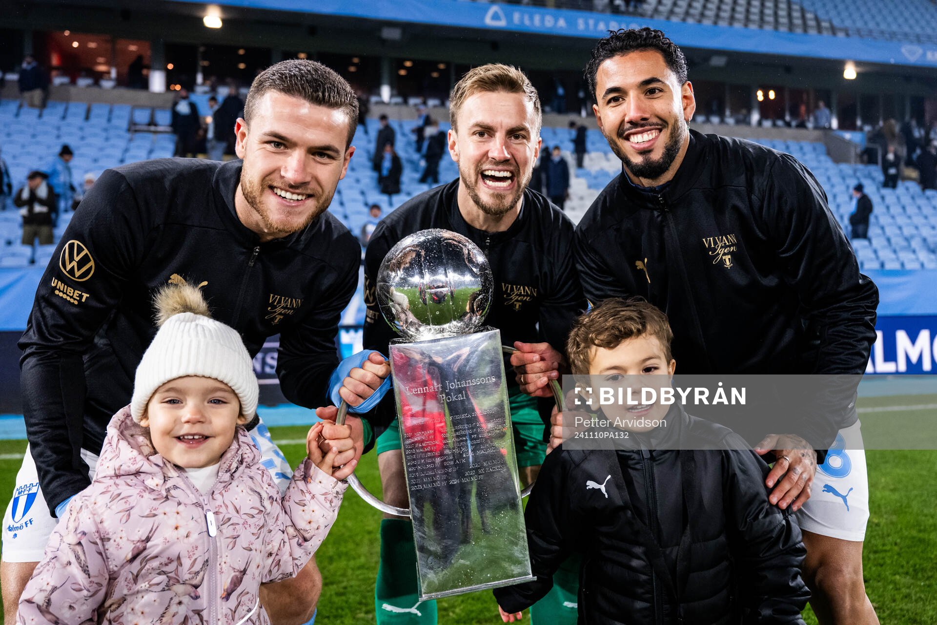 Malmö FFs Gabriel Busanello, målvakt Ricardo Friedrich