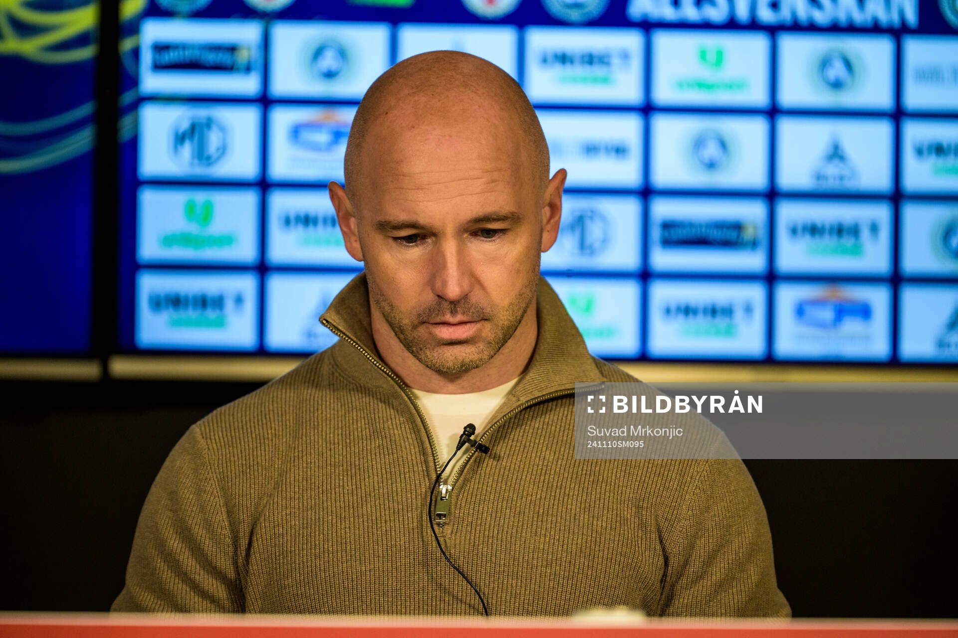 Kalmars tränare Stefan Larsson deppar