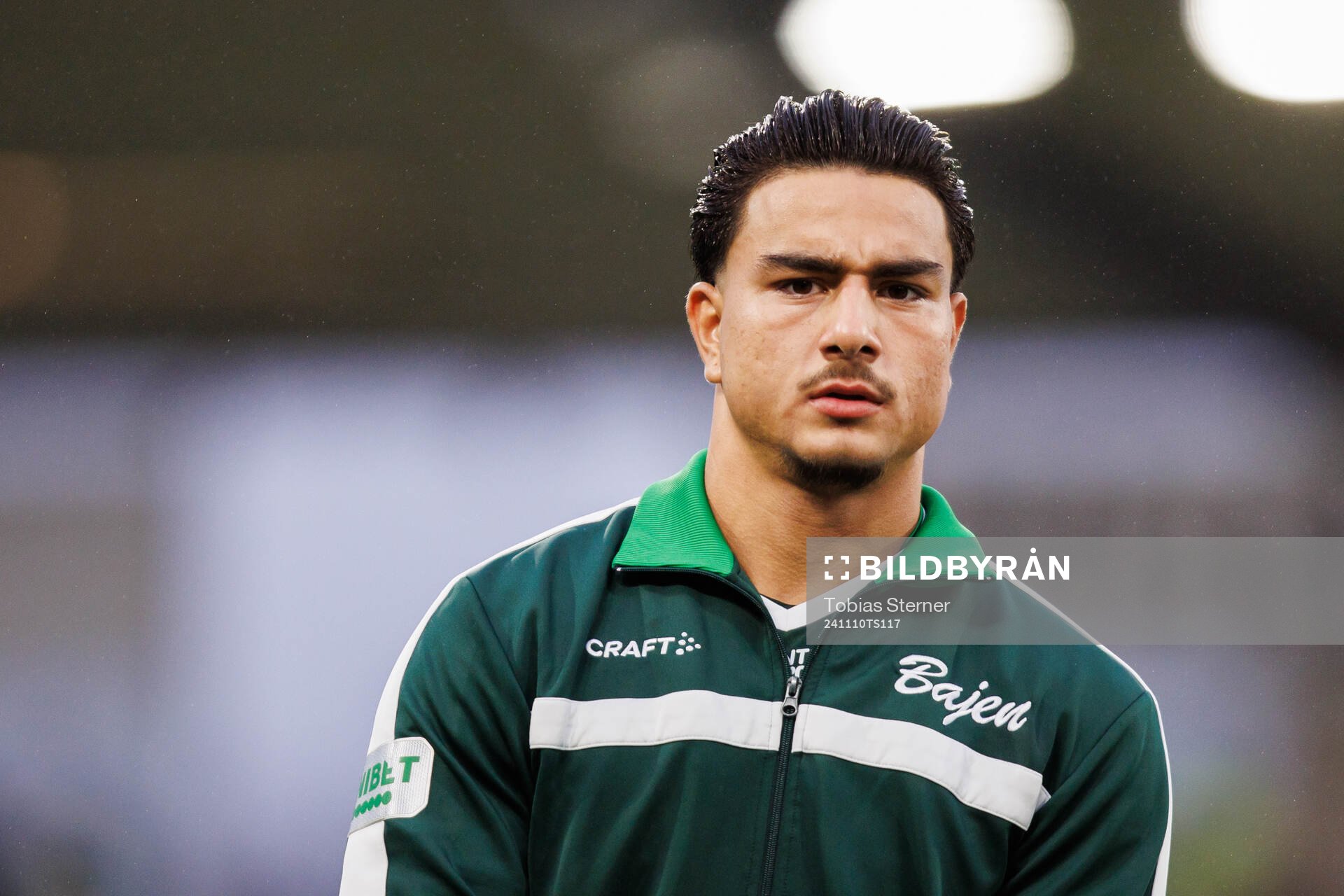 Hammarbys Jusef Erabi inför fotbollsmatchen i Allsvenskan mellan Västerås och Hammarby den 10 november 2024 i Västerås. 