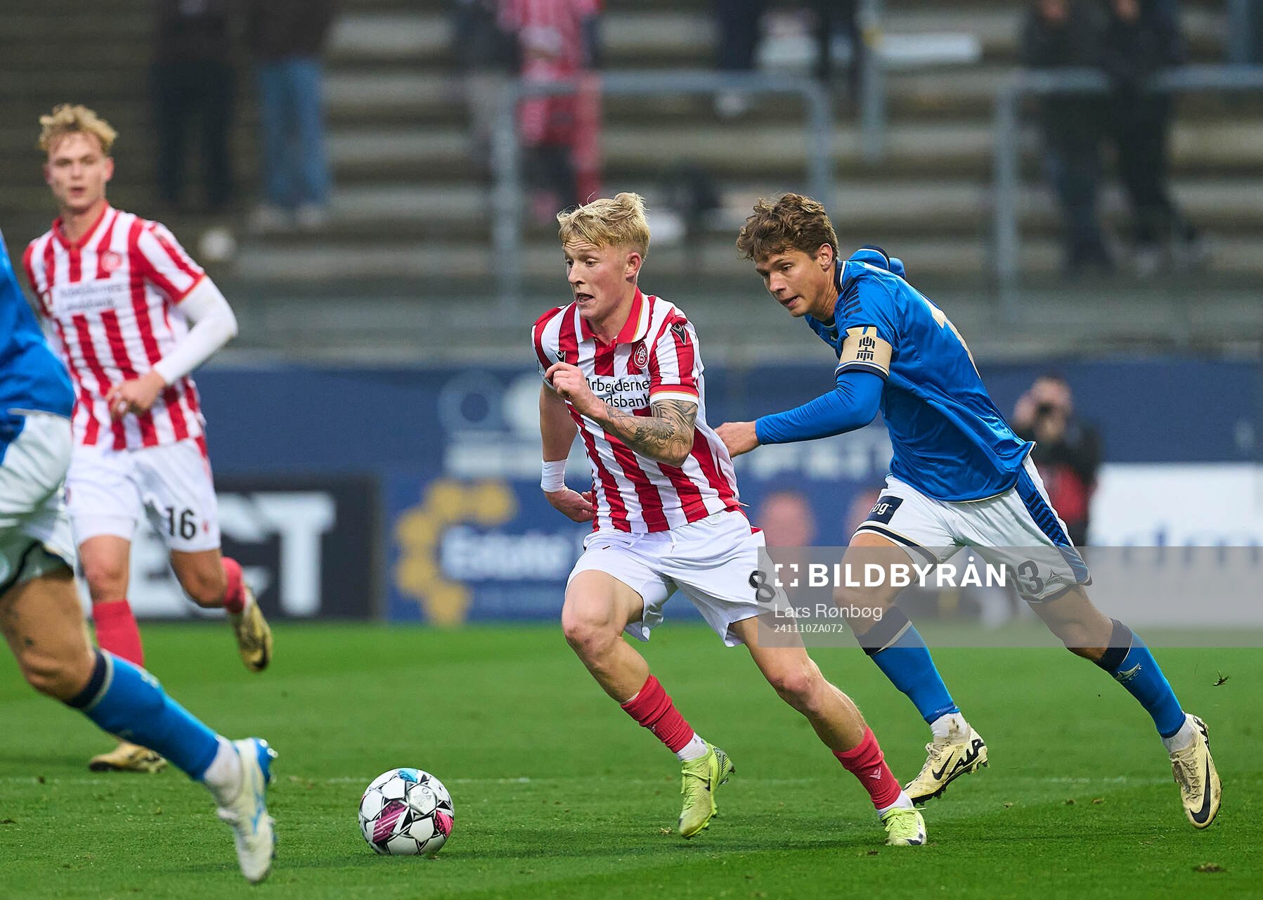 KONGENS LYNGBY, DENMARK - NOVEMBER 10: Melker Widell of AaB